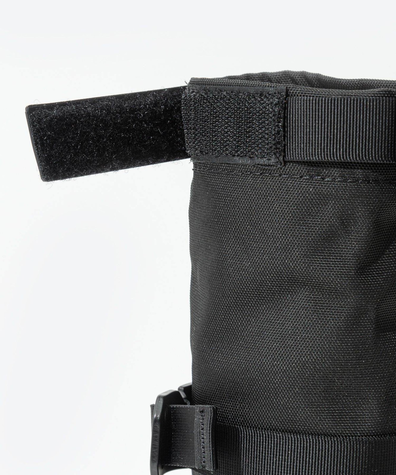 BLACK EMBER WATER BOTTLE HOLDER Men’s Drink Holder, Shoulder Bag, Black