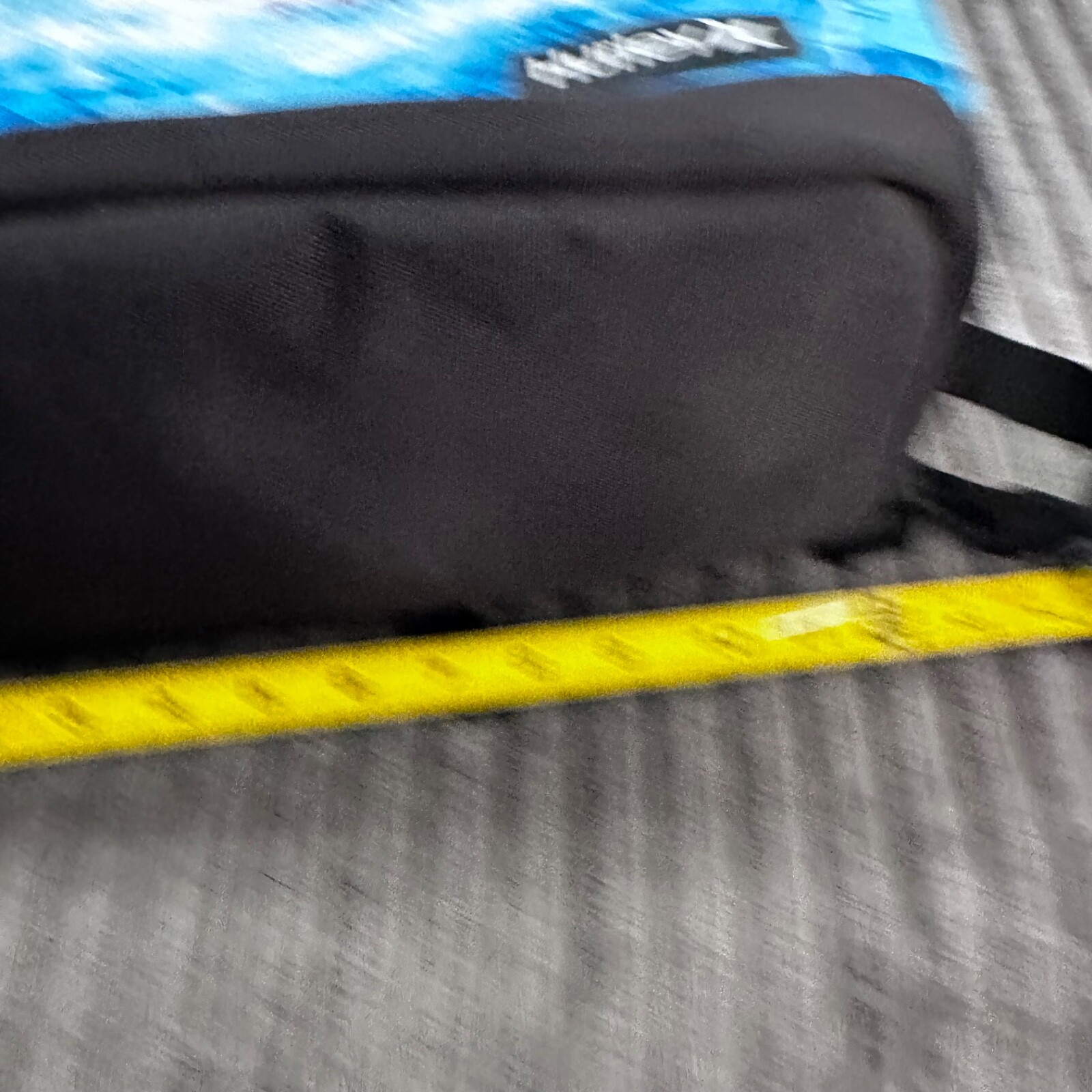 Hurley Backpack Shark Graphic 18″ Blue Black Carryall Bottle Pocket Book Bag