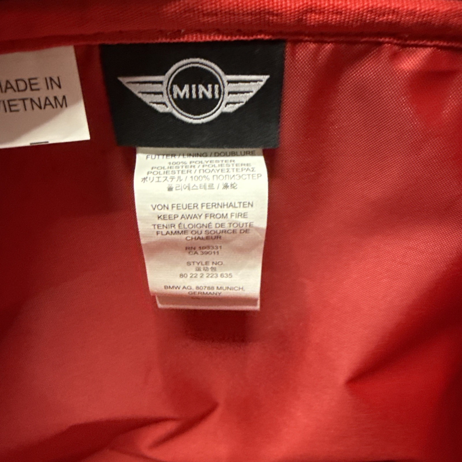 MINI Cooper Black Patent Duffel Bag Large 27” Weekender Red Lining Strap