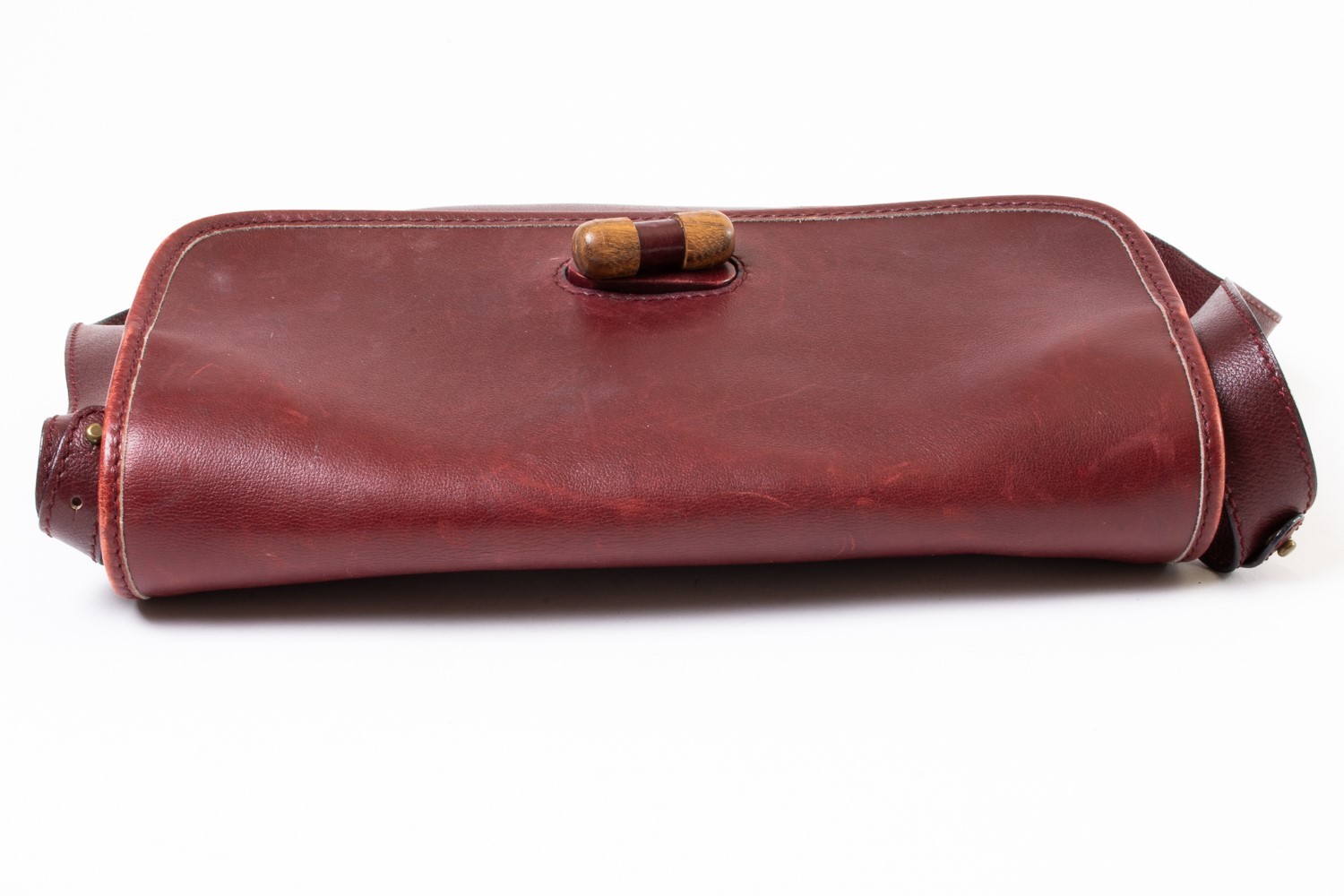 Bottega Veneta Burgundy Leather Structured Tote Messenger Bag w. Wood Toggle