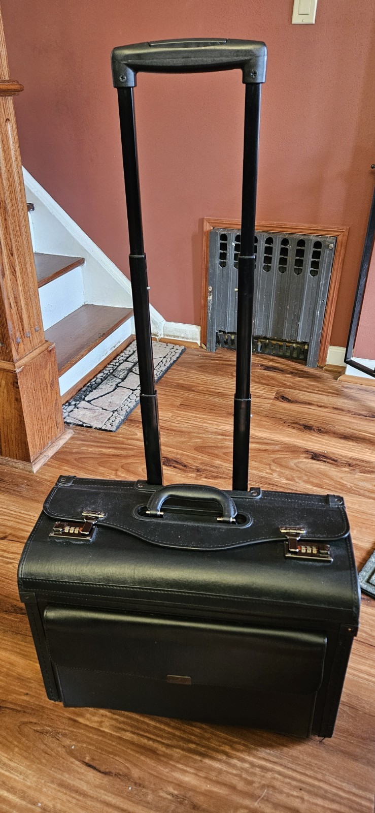 Alpine Swiss Wheeled Briefcase/Lawyer Litigator Attache Case Laptop Compartment