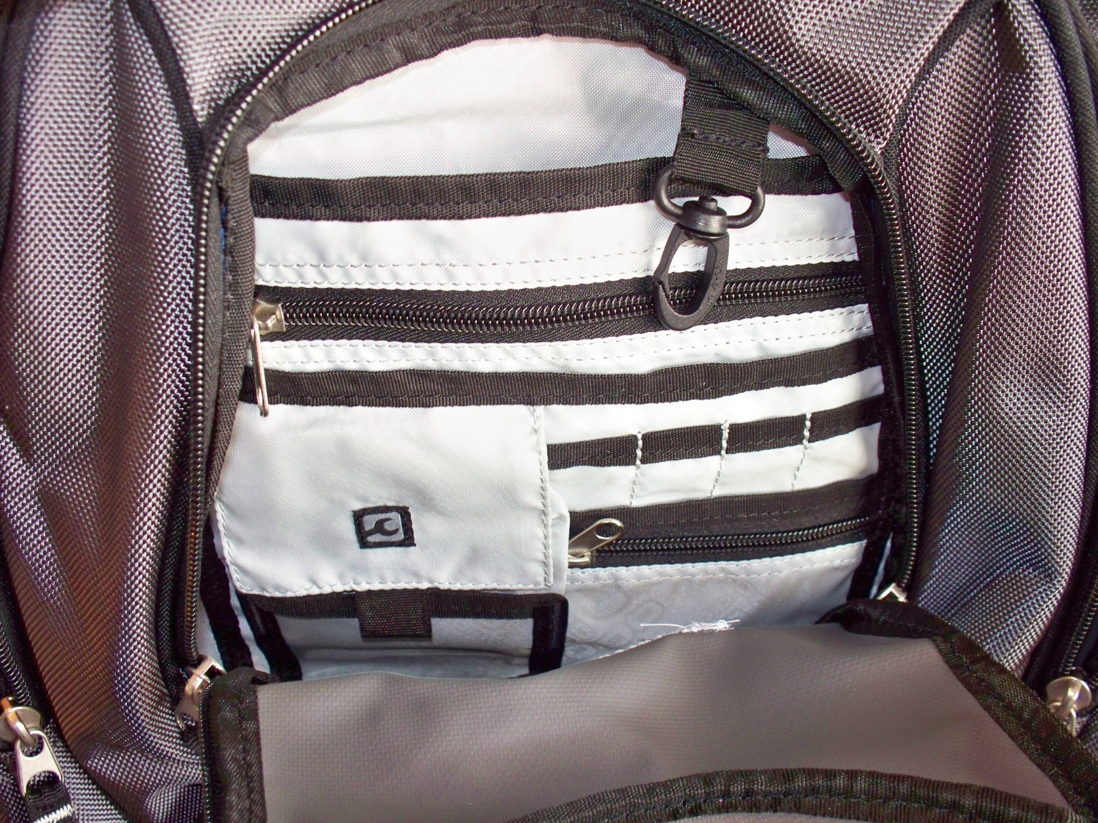 OGIO Metro Street Backpack 8 External Pocket Audio Tech Laptop James Hardie logo