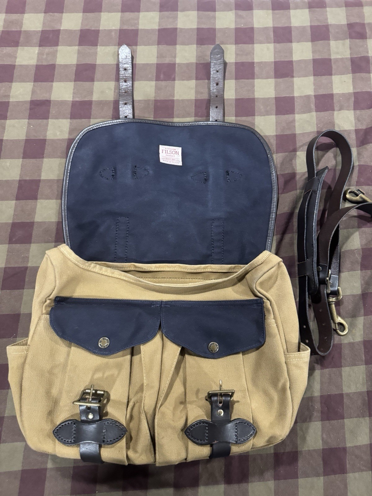 Filson Medium Field Bag – Made in USA – Rare – Blue & Tan Rugged Twill