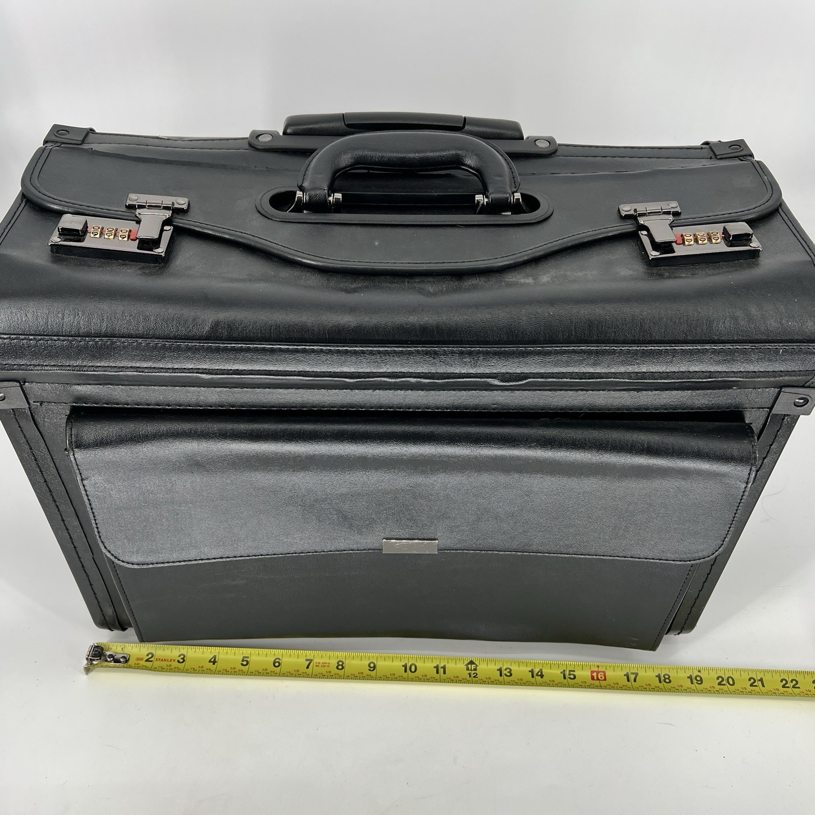 Alpine Swiss 19 Wheeled Briefcase Rolling Case Sales Sample Pilot Lawyer Attache