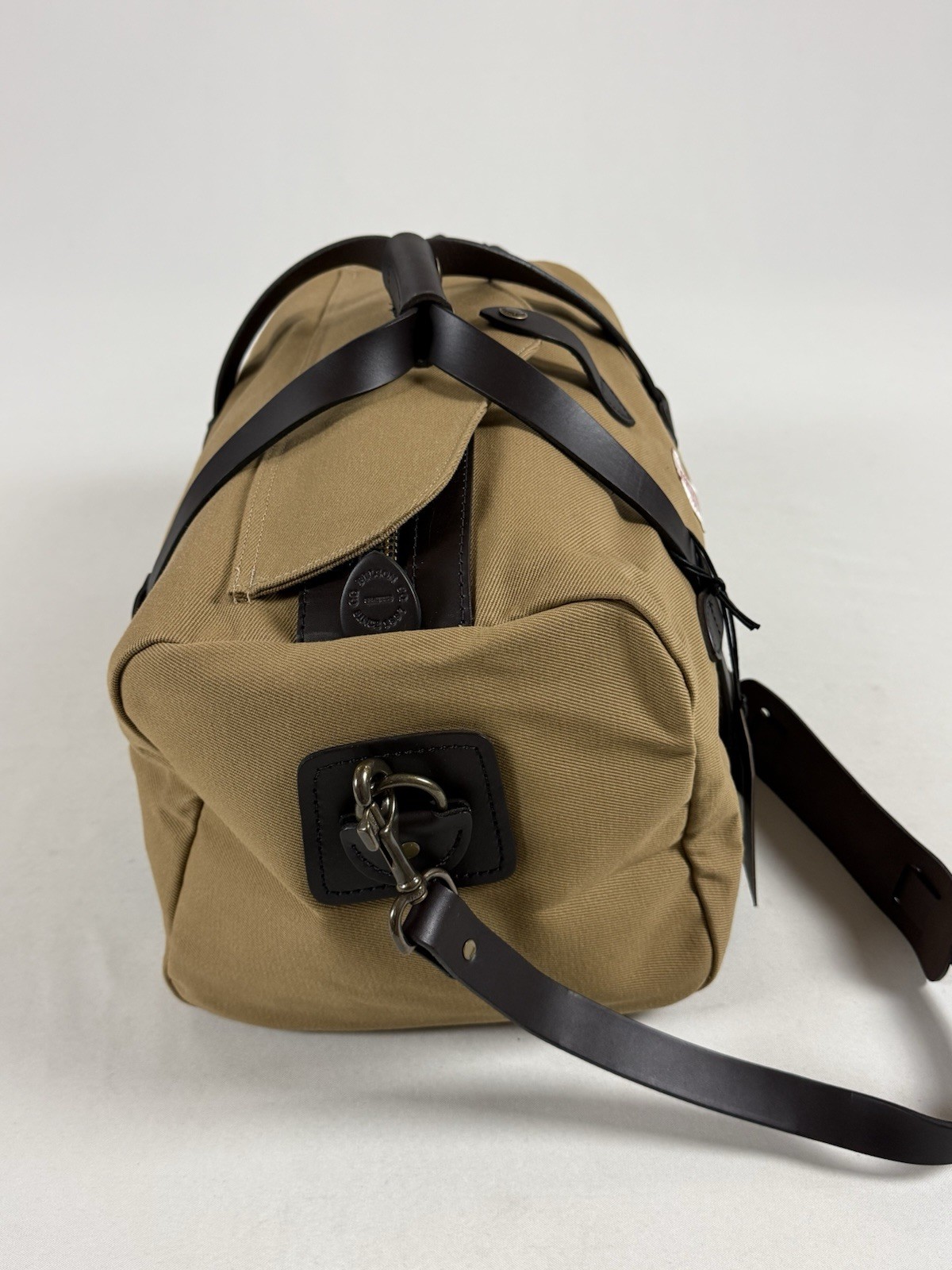 FILSON SMALL RUGGED TWILL DUFFLE BAG TAN NWT