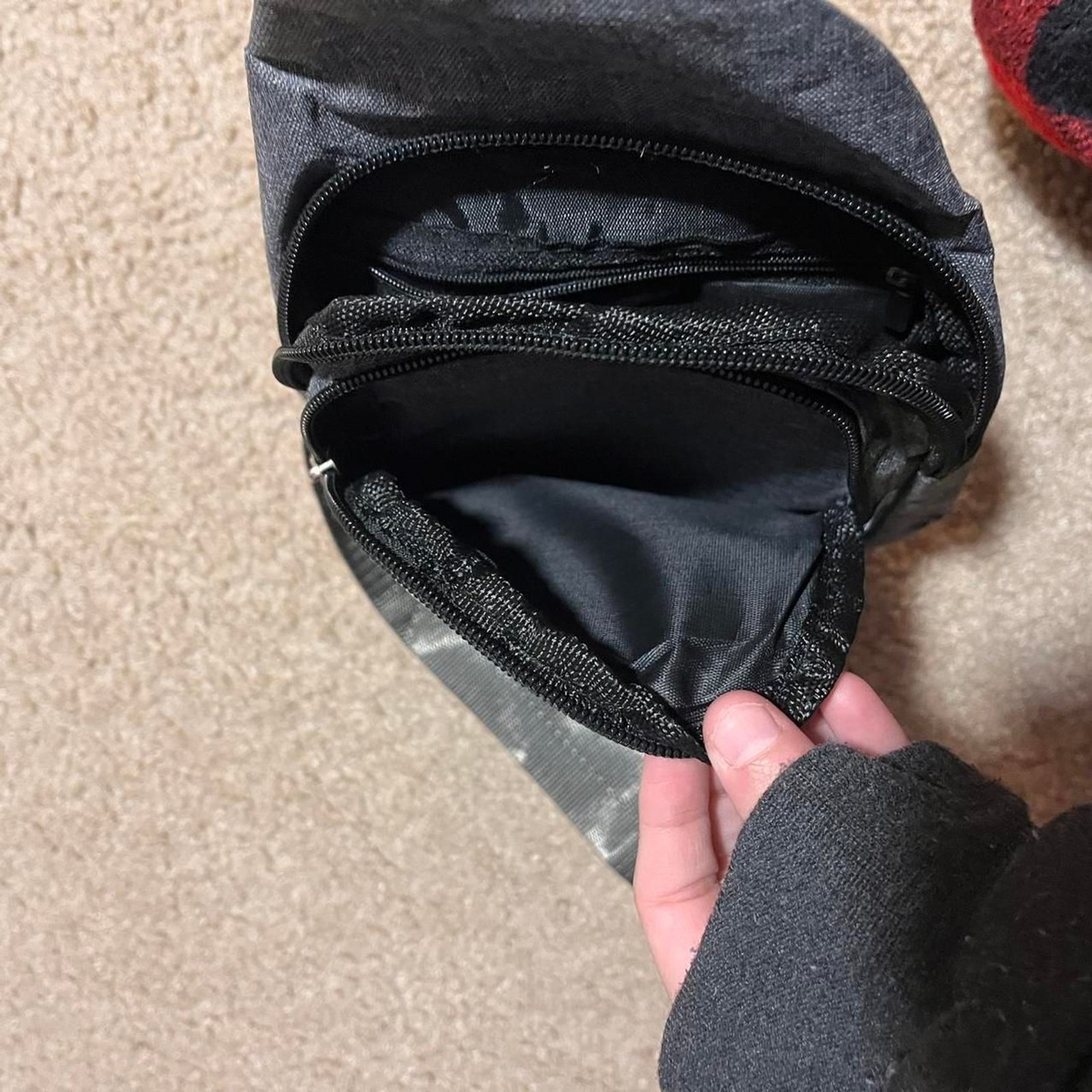 Unbranded Men’s Grey and Black Bag