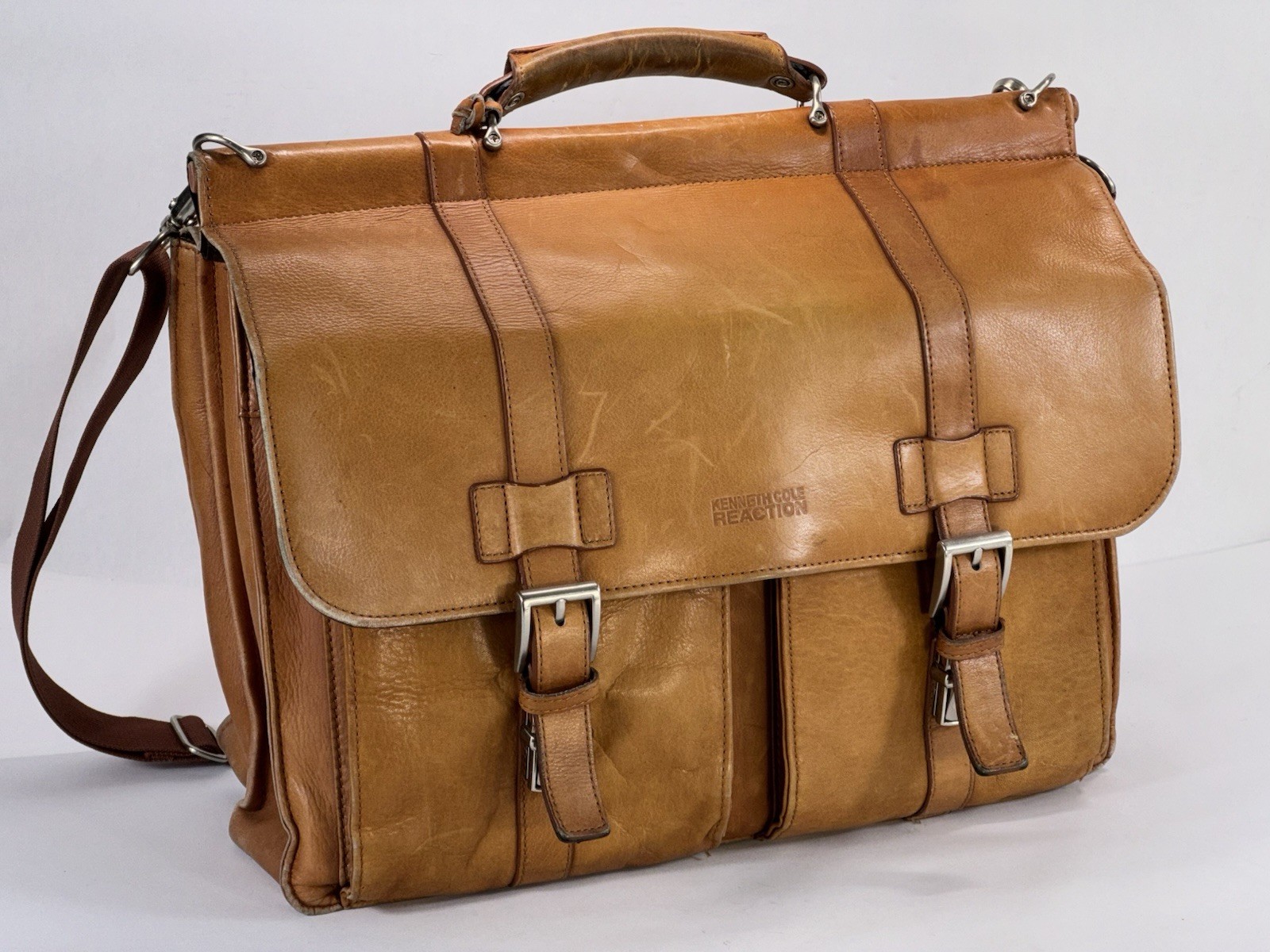 Kenneth Cole Reaction Colombian Leather Messenger Bag Briefcase Portfolio Cognac