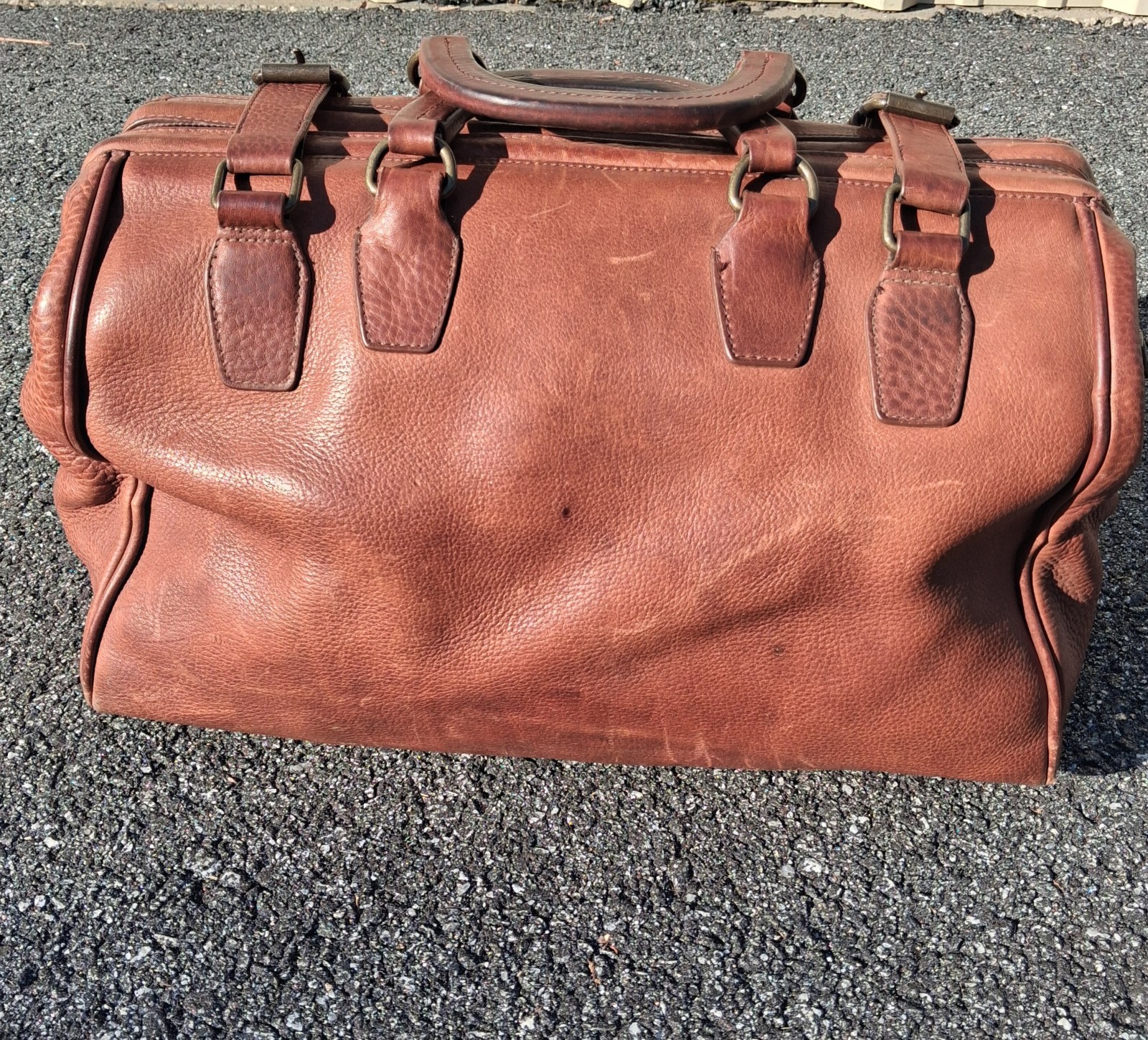 Duluth Trading Heavy Leather Doctor Bag Weekender Gladstone Briefcase Traveler