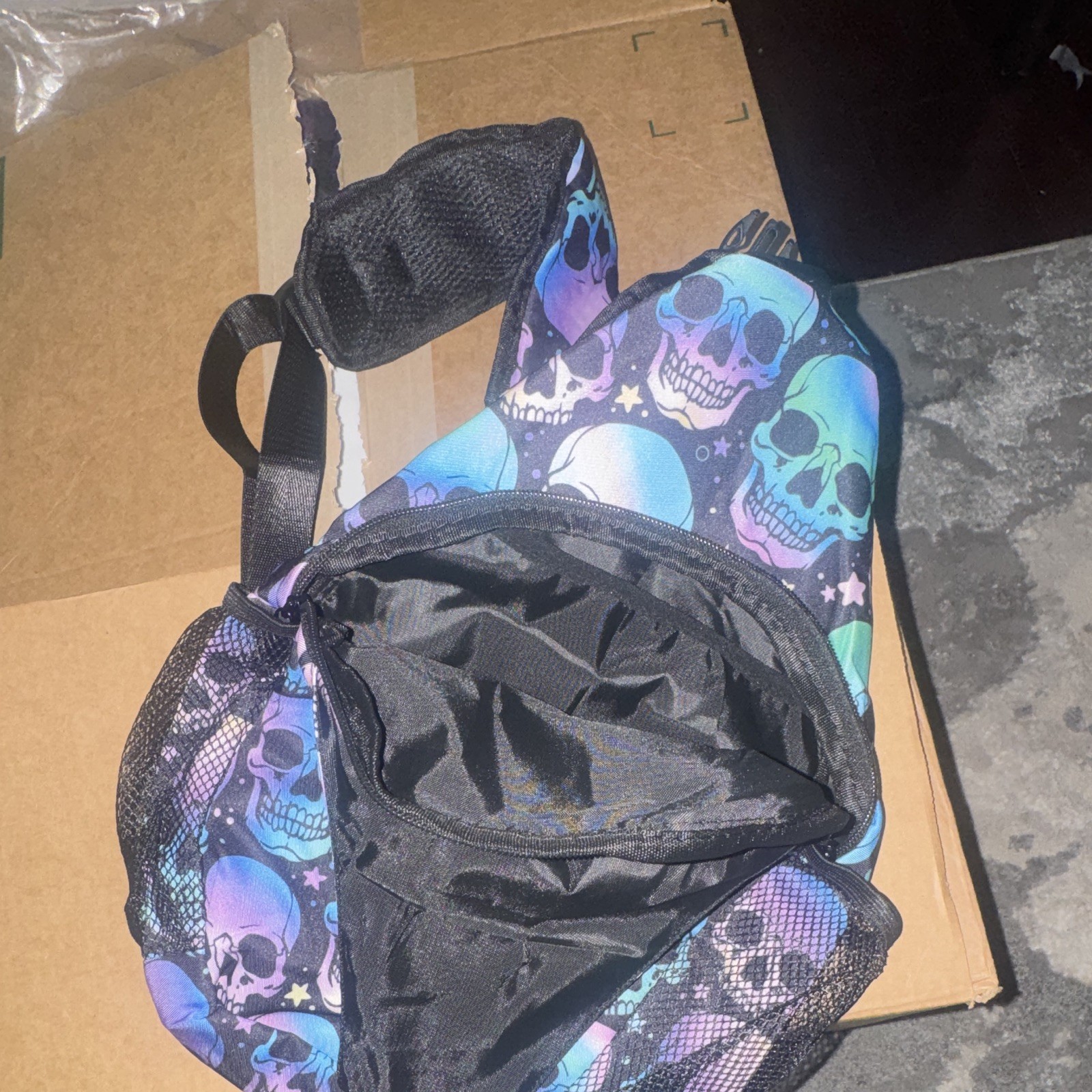 Skull Print Multicolor/Black Sling Crossbody Bag Zip Buckle Adjustable Strap