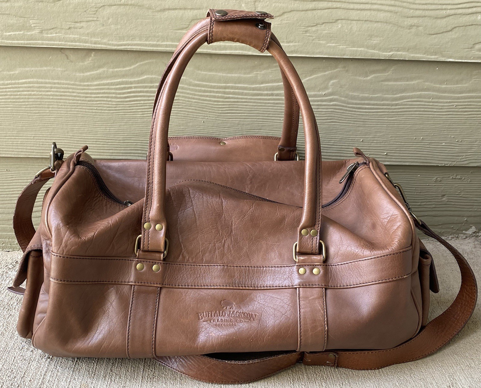Buffalo Jackson Trading Company – Leather Duffle Bag – Used