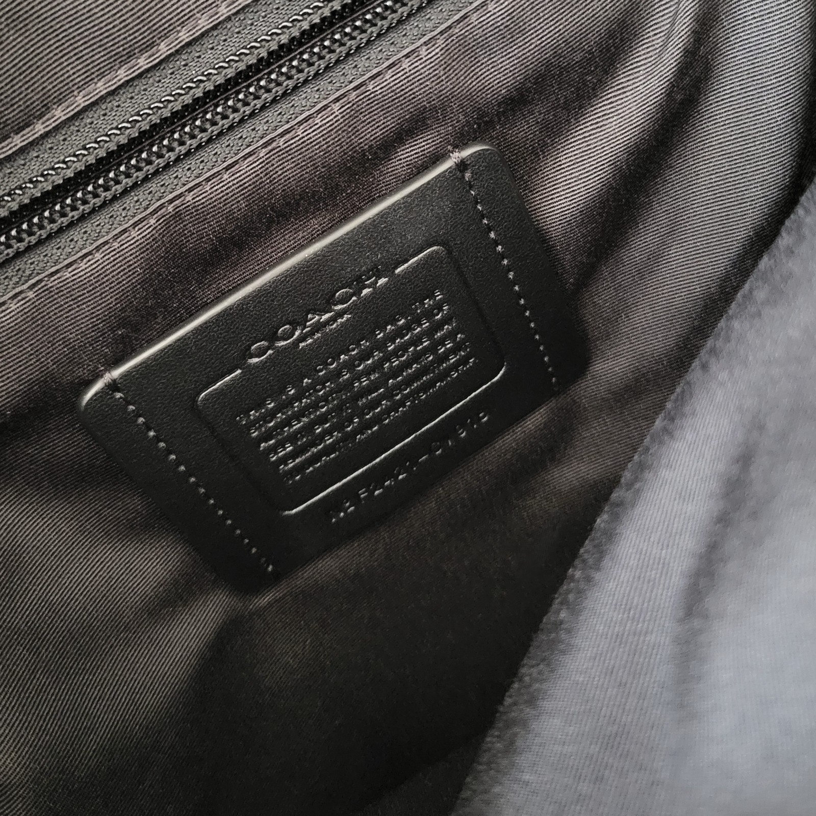 Coach Ethan Pack In Signature Canvas Leather Trim Sling CV918 Charcoal Black EUC