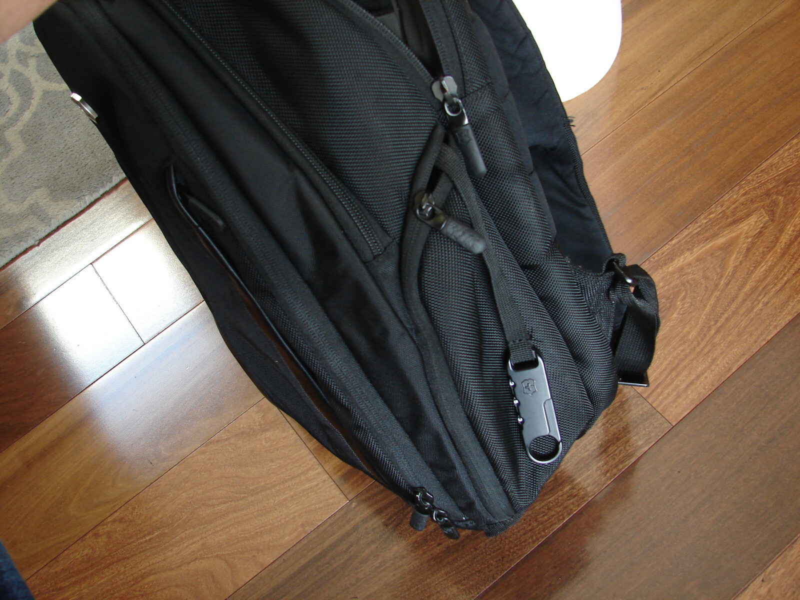 Swiss Victorinox ALTMONT Backpack Professional Deluxe Premium Black 602154