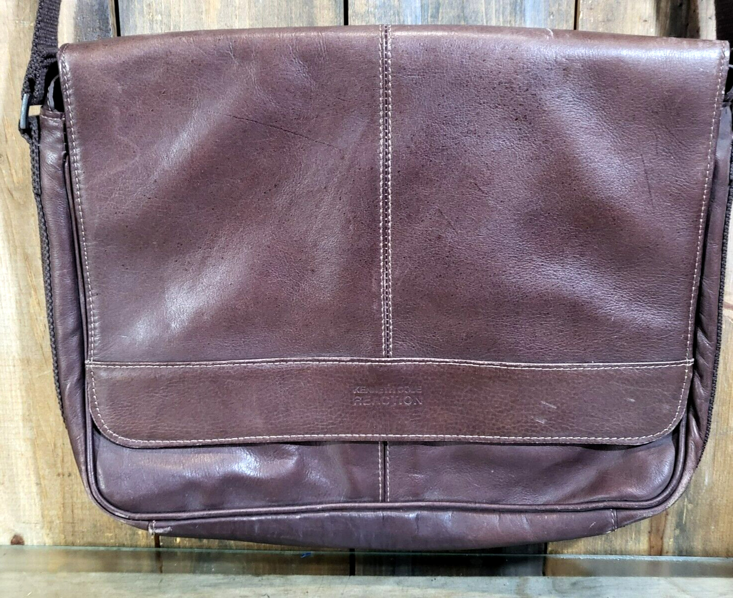 Kenneth Cole Dark Brown Leather Laptop Messenger Bag Briefcase with strap w Tag