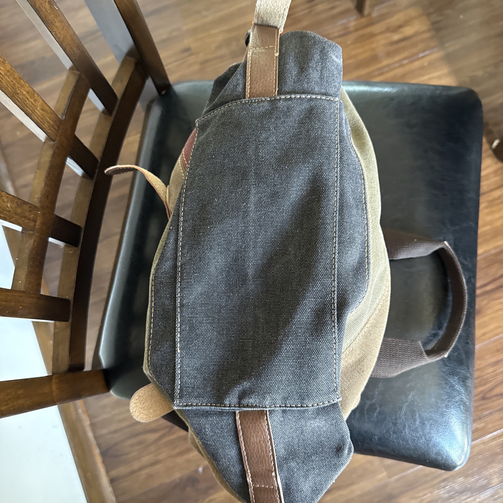 Canvas Natural Material Retro Messenger Tablet Travel Bag Manjianghong Unisex