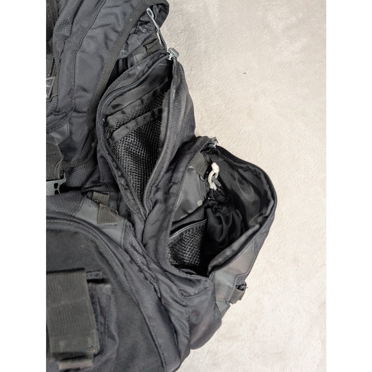 Oakley Tactical Field Gear AP Black Backpack w/ Waterproof Bag *Missing Buckle