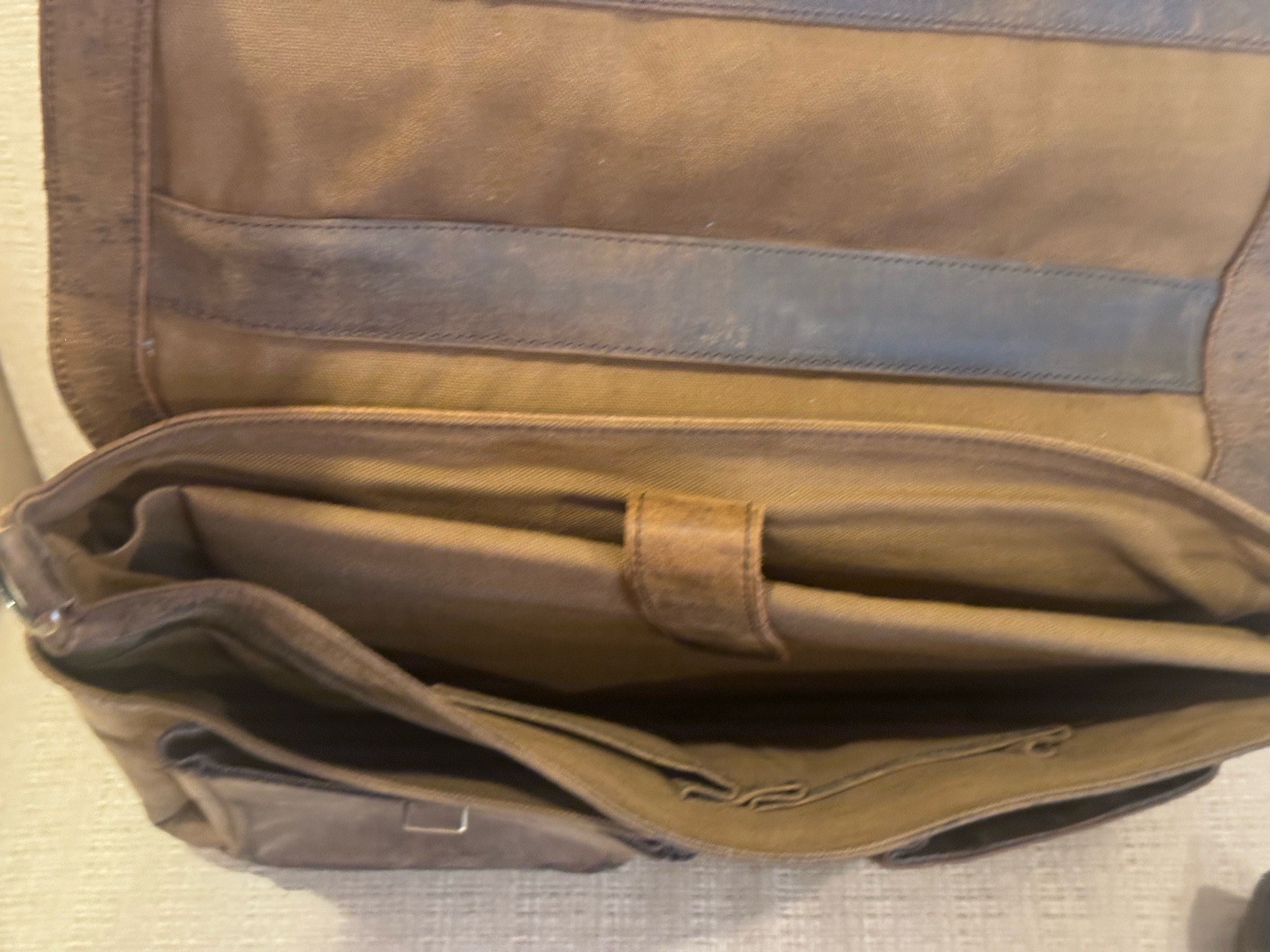 Komalc Passion Leather briefcase 16 X 12 Laptop Messenger Bags for Men and Women