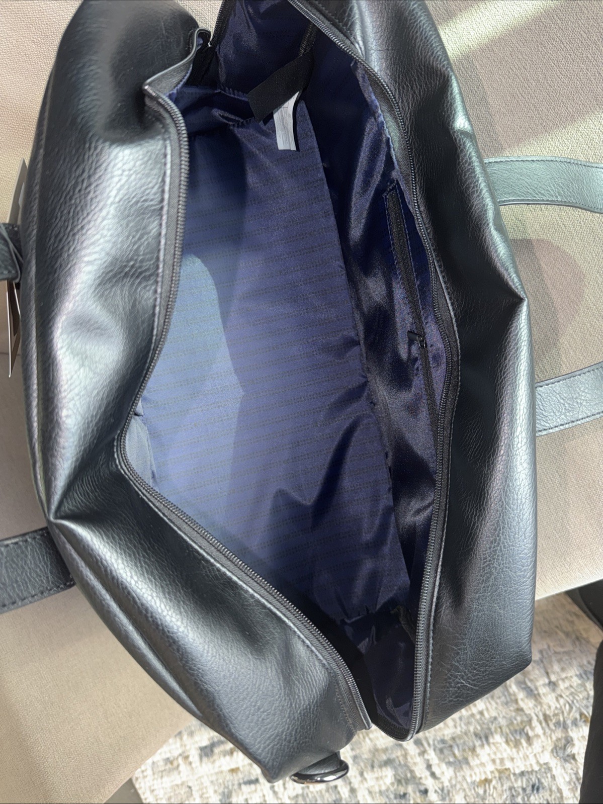 Kenneth Cole Reaction Colombian Leather 20″ Large Duffle Bag