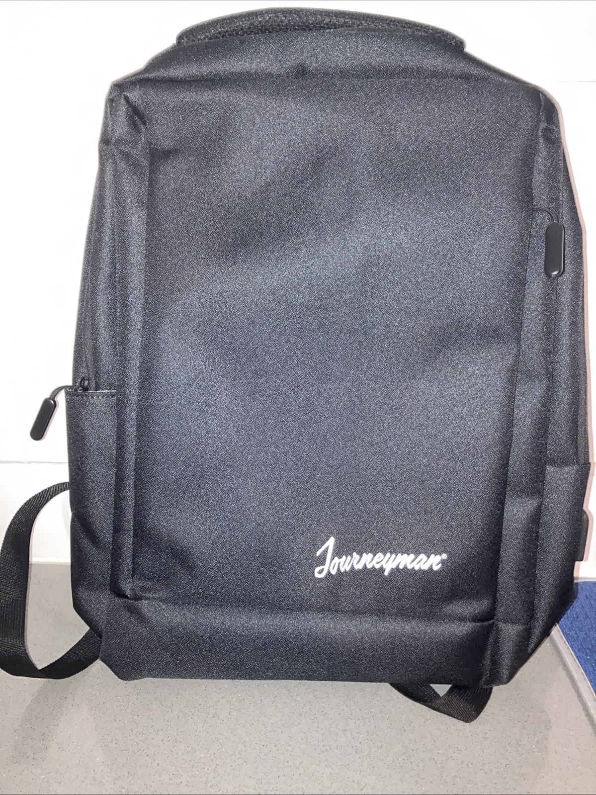 THE JOURNEYMAN BAG Co. Backpack School Work Travel Black USB Port NEW