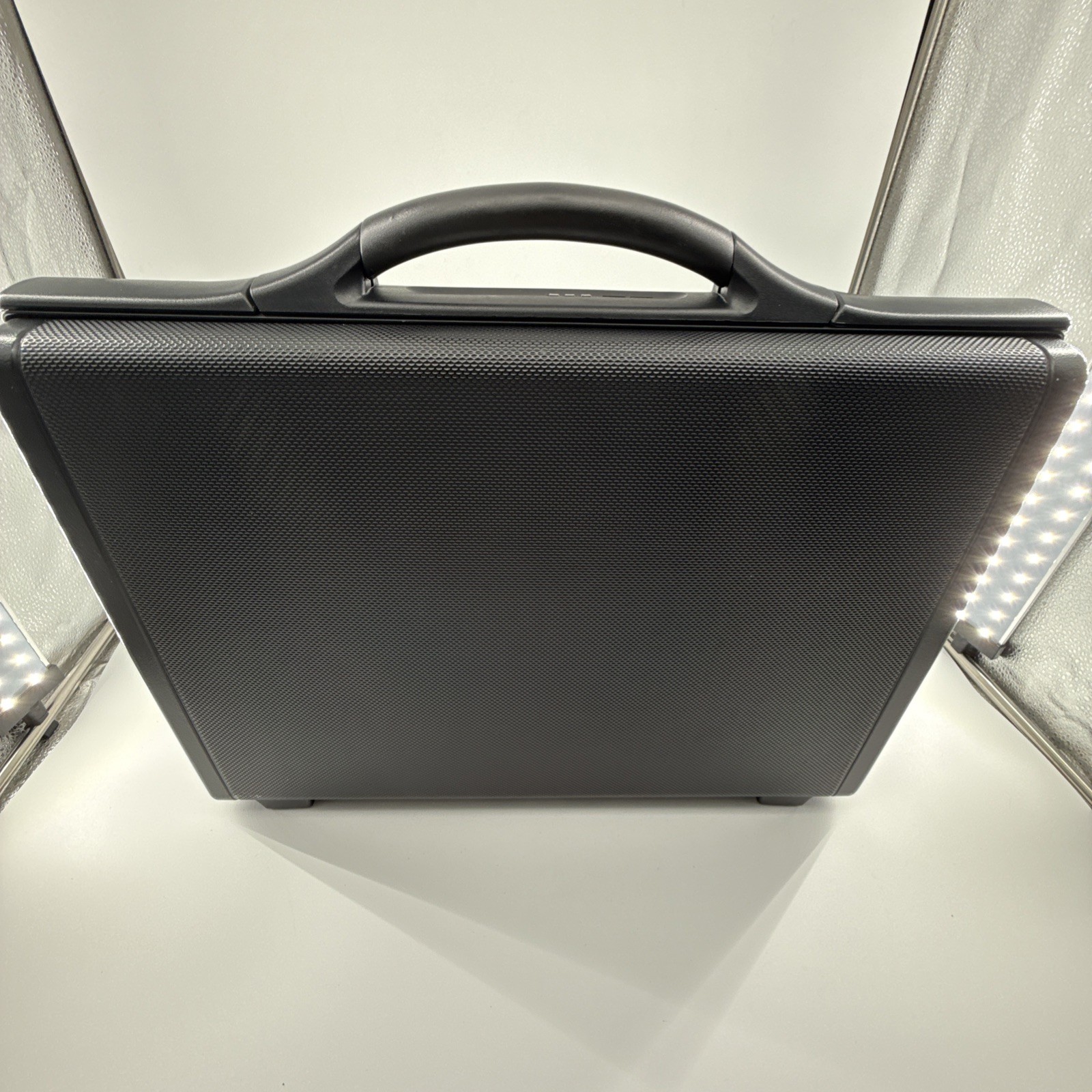 Vintage Samsonite Quantum Focus Hard Shell Briefcase Gray USA Made 1993 EUC
