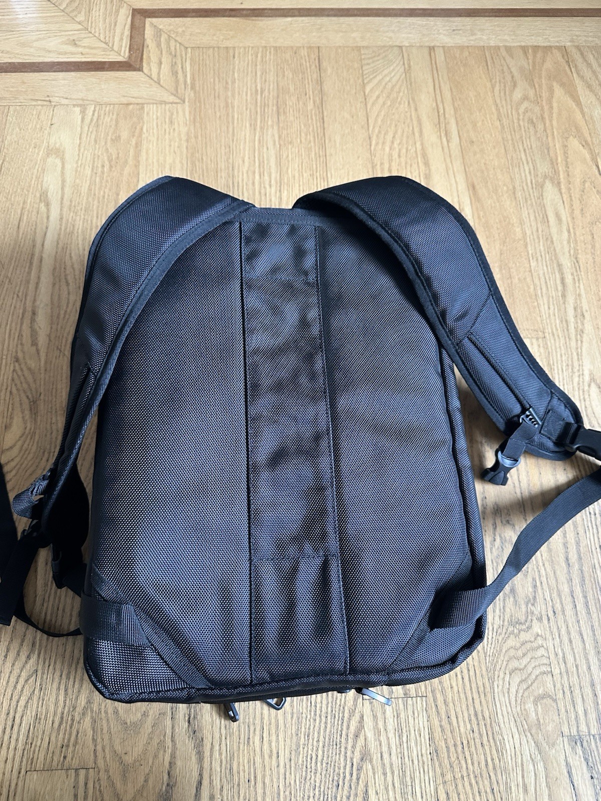 New Kenneth Cole Reaction Black Laptop Business Briefcase Backpack Bag