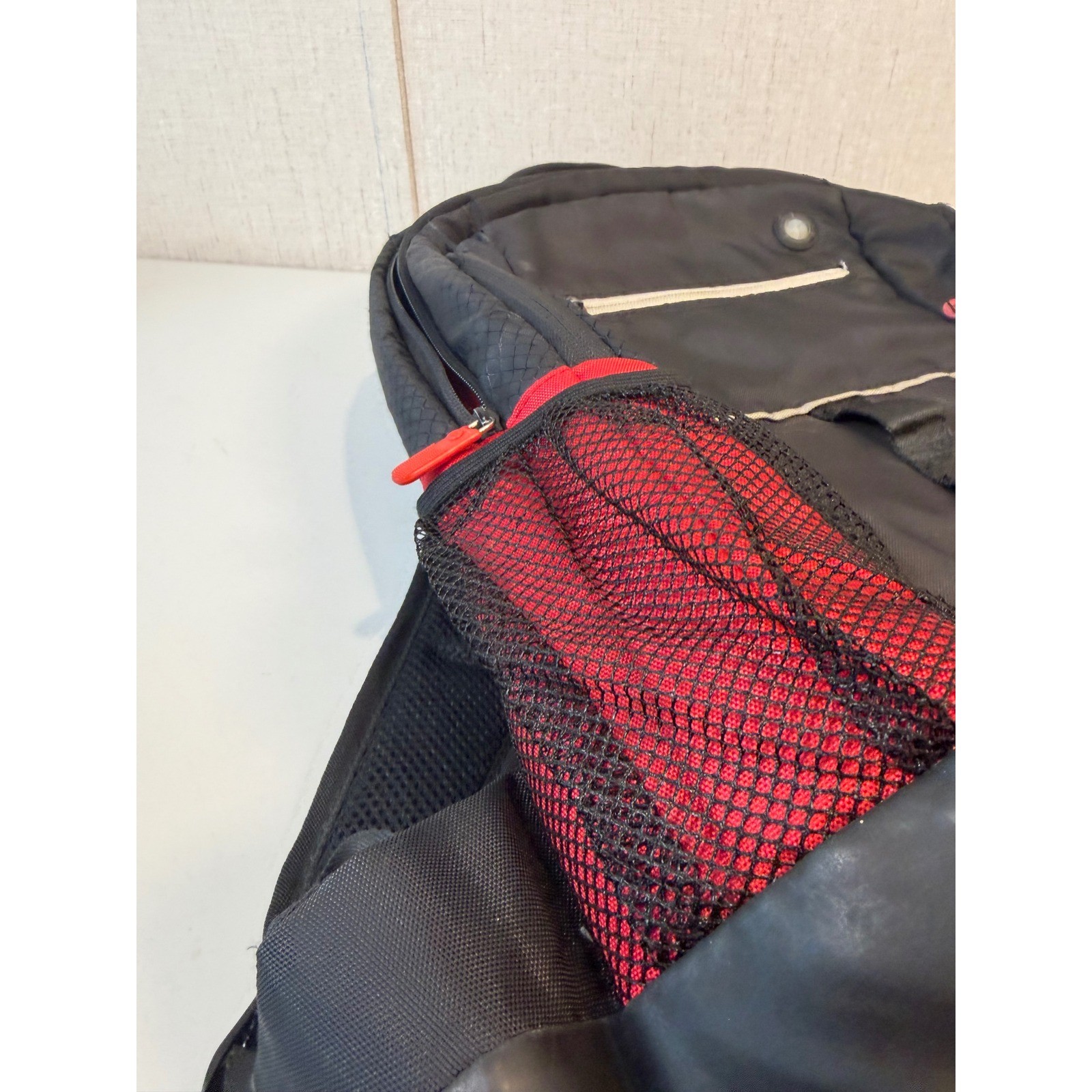 HP laptop backpack 18″ tall 14″ wide