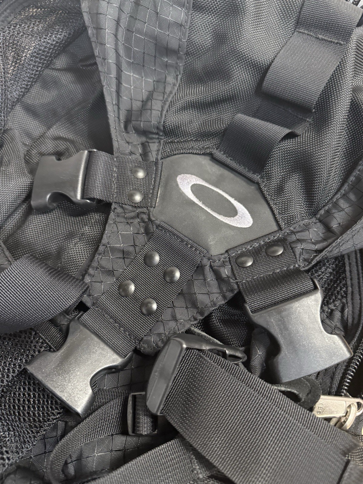 Vintage 90s Early OAKLEY Icon Backpack Black
