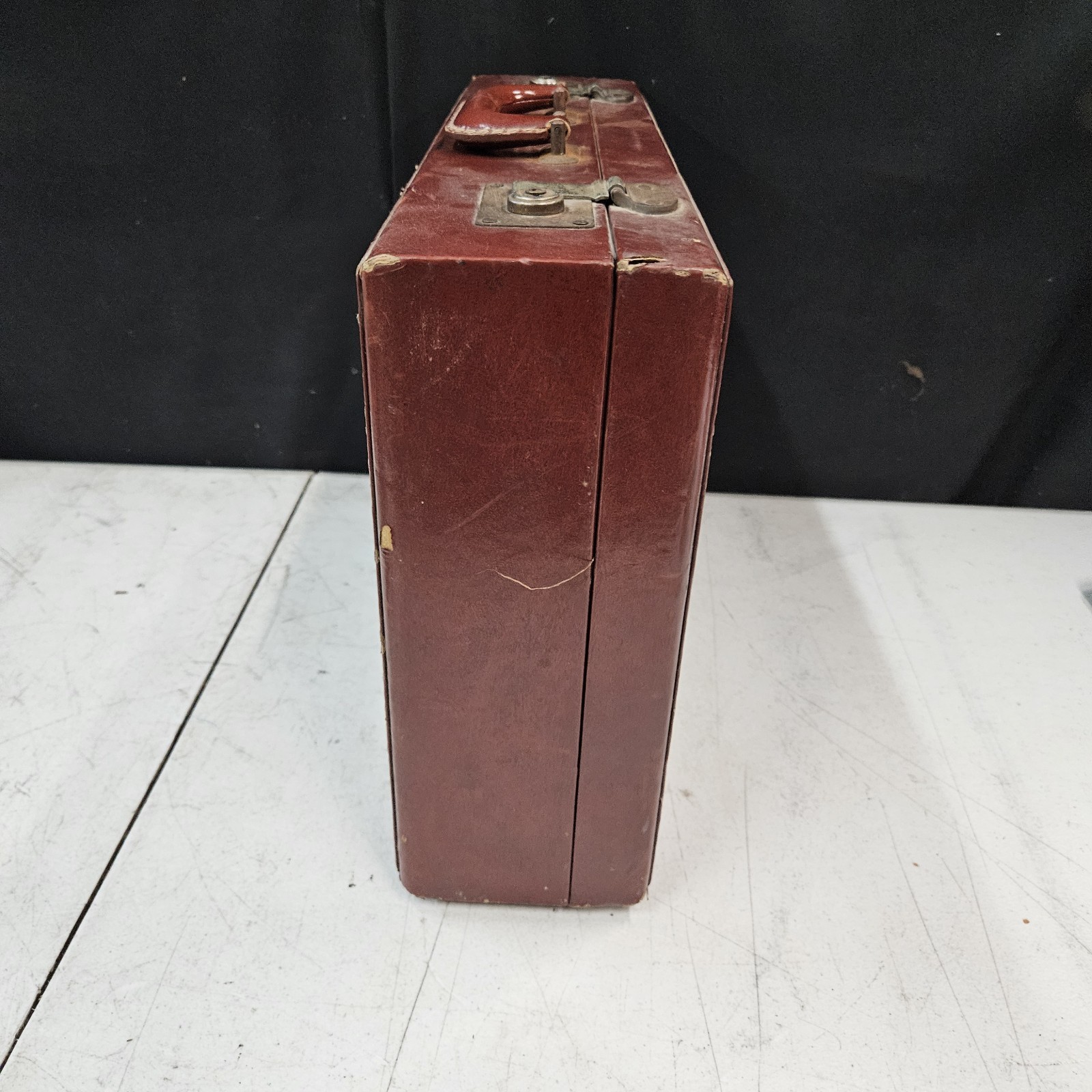 Vintage Unknown High-End Leather Briefcase