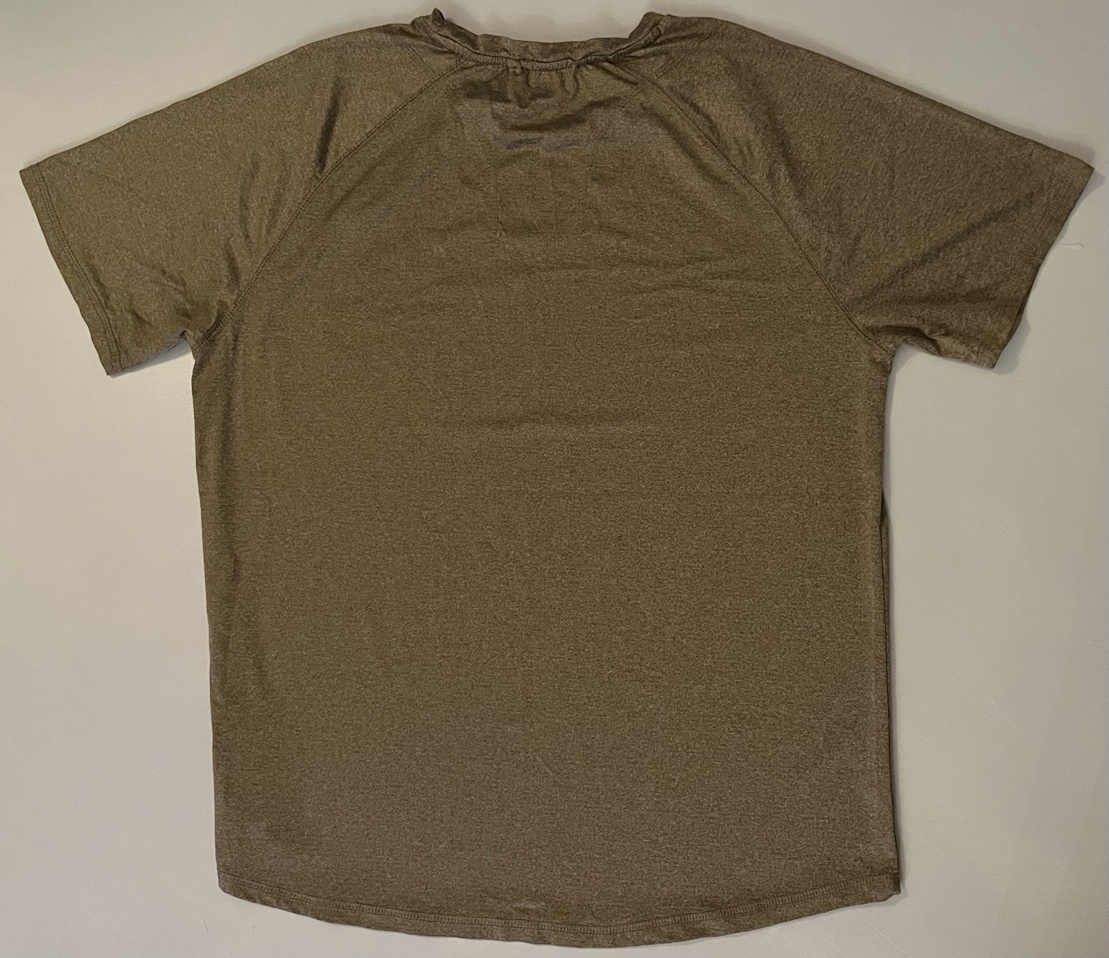 Men’s M Olive Green Heather Athletic T-Shirt Short Sleeve 95% Recycled Polyester