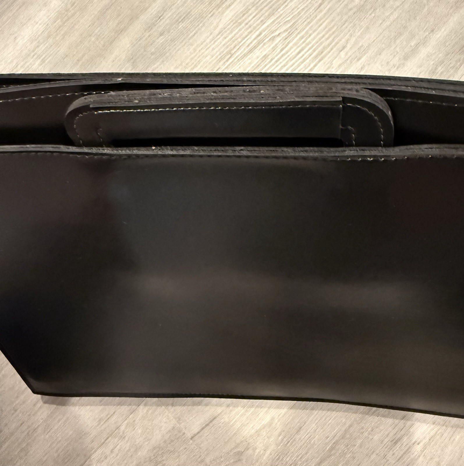Black Slim Retractable Handle Briefcase – Leatherette 17” X 12”