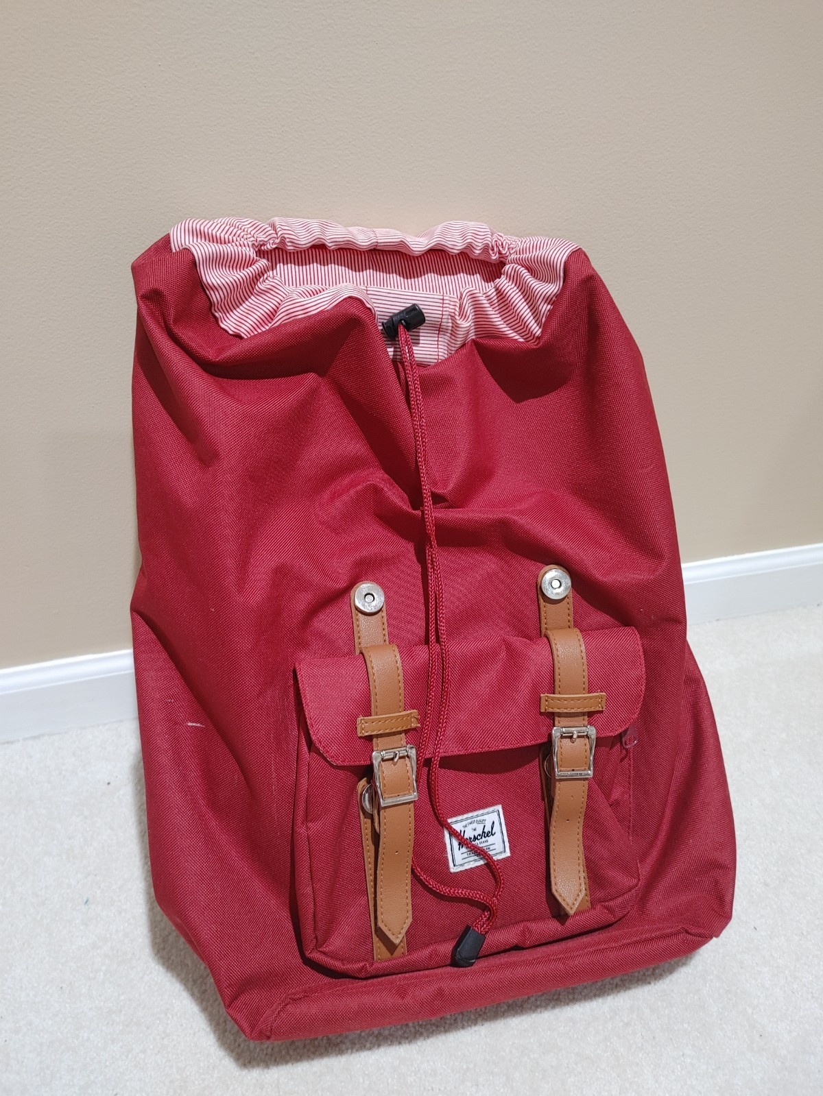 Herschel wine red backpack bookbag w/laptop pocket – up to 15″ laptop/macbook