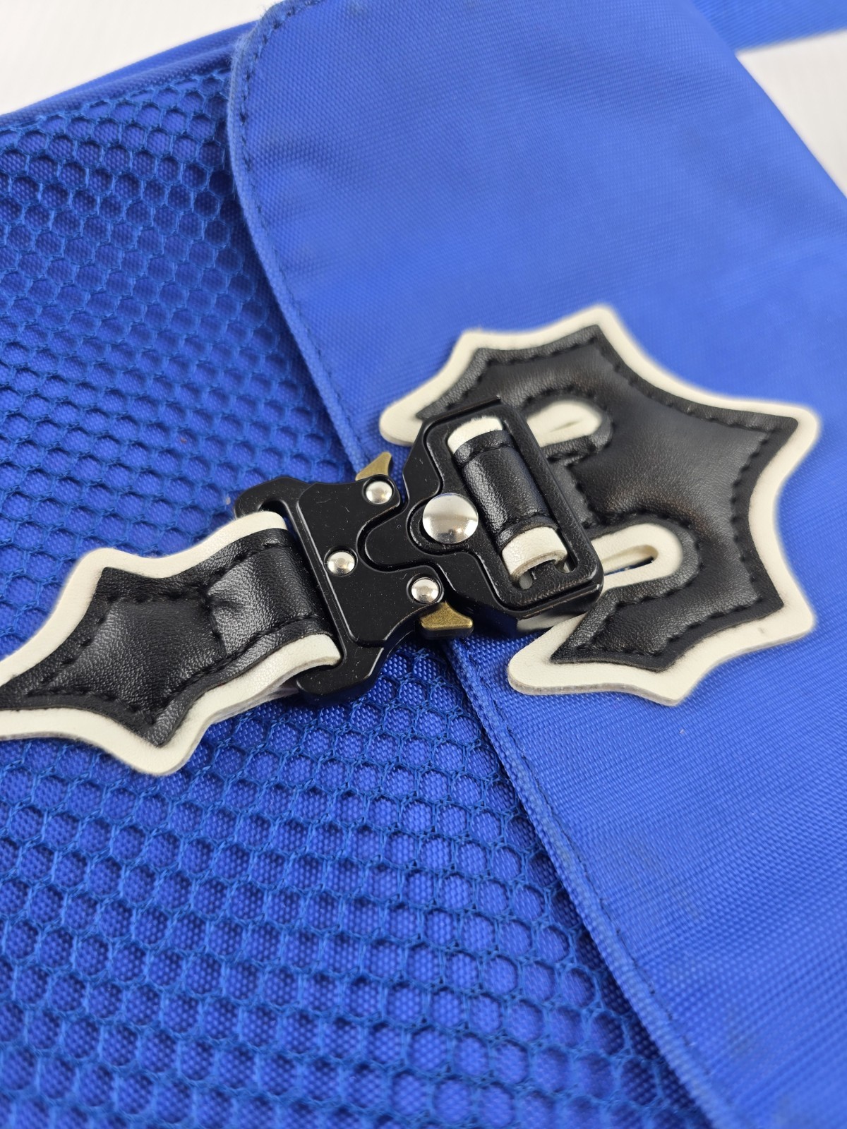 Trapstar Crossbody Messenger Bag Cobalt Blue Irongate T Cross
