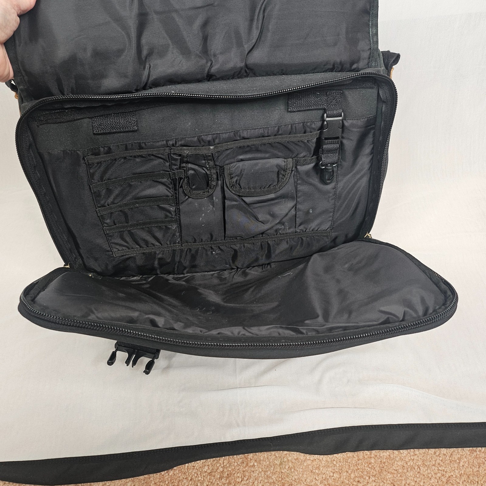 Cabela’s Canvas Messenger Bag | Hunting Gear Laptop Briefcase Black Leather Trim