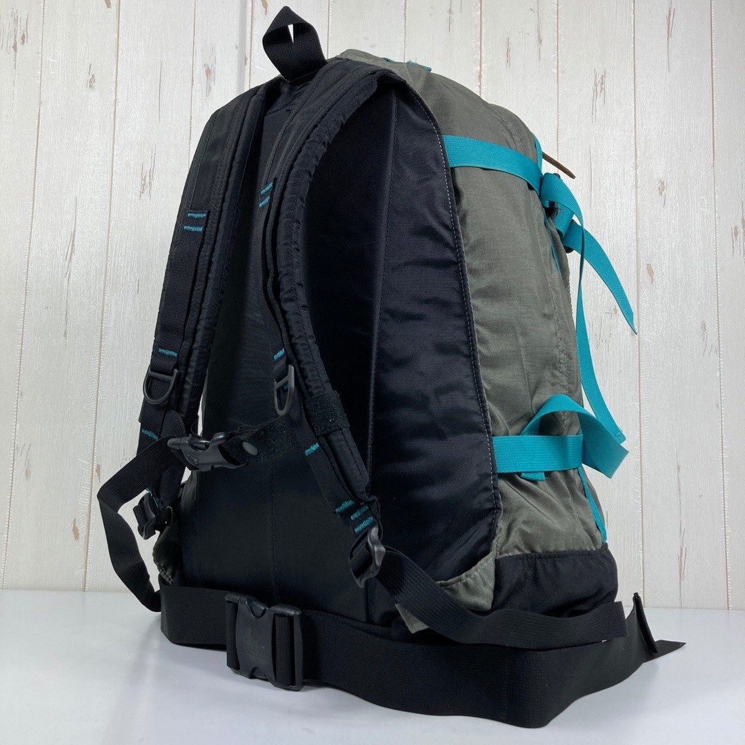 OneSize Green 2010 Gregory Day and Half Pack a Discontinued Model Used 2NDG-0