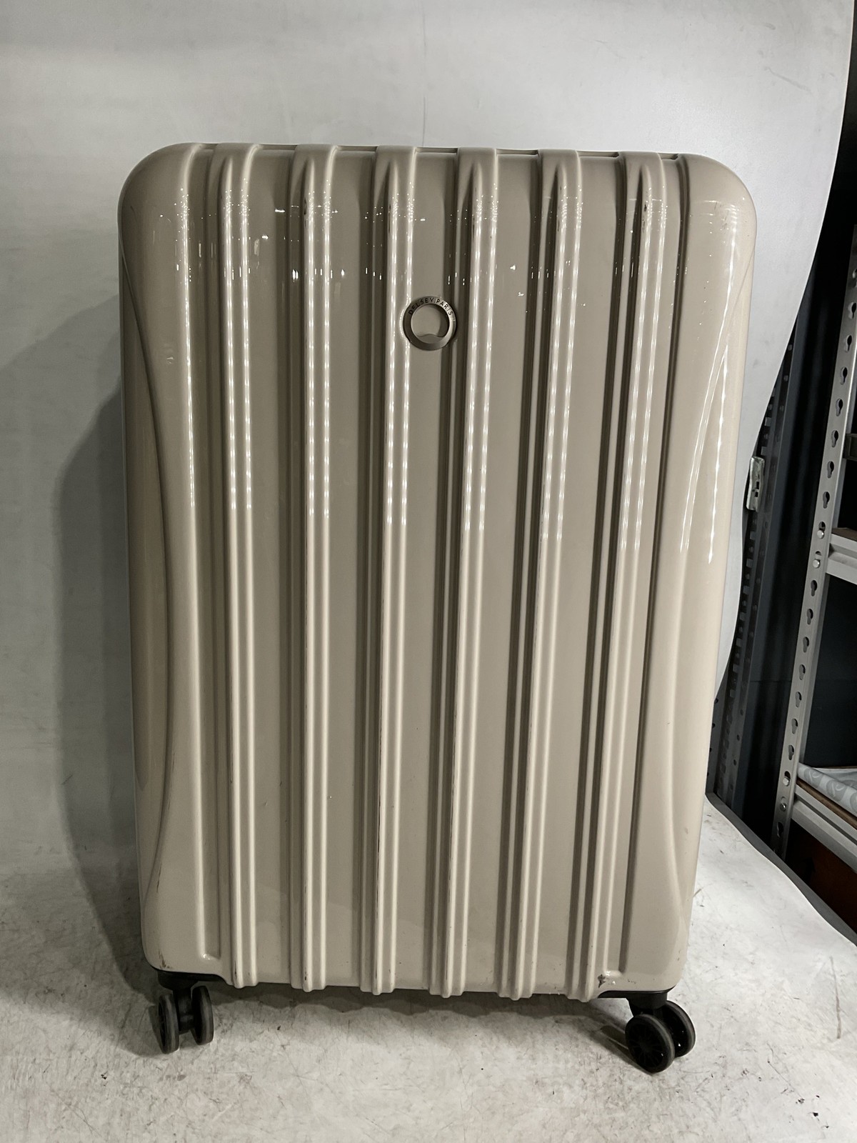 DELSEY Paris Helium Aero Hardside Expandable Luggage Spinner Wheels 29 Inch U7