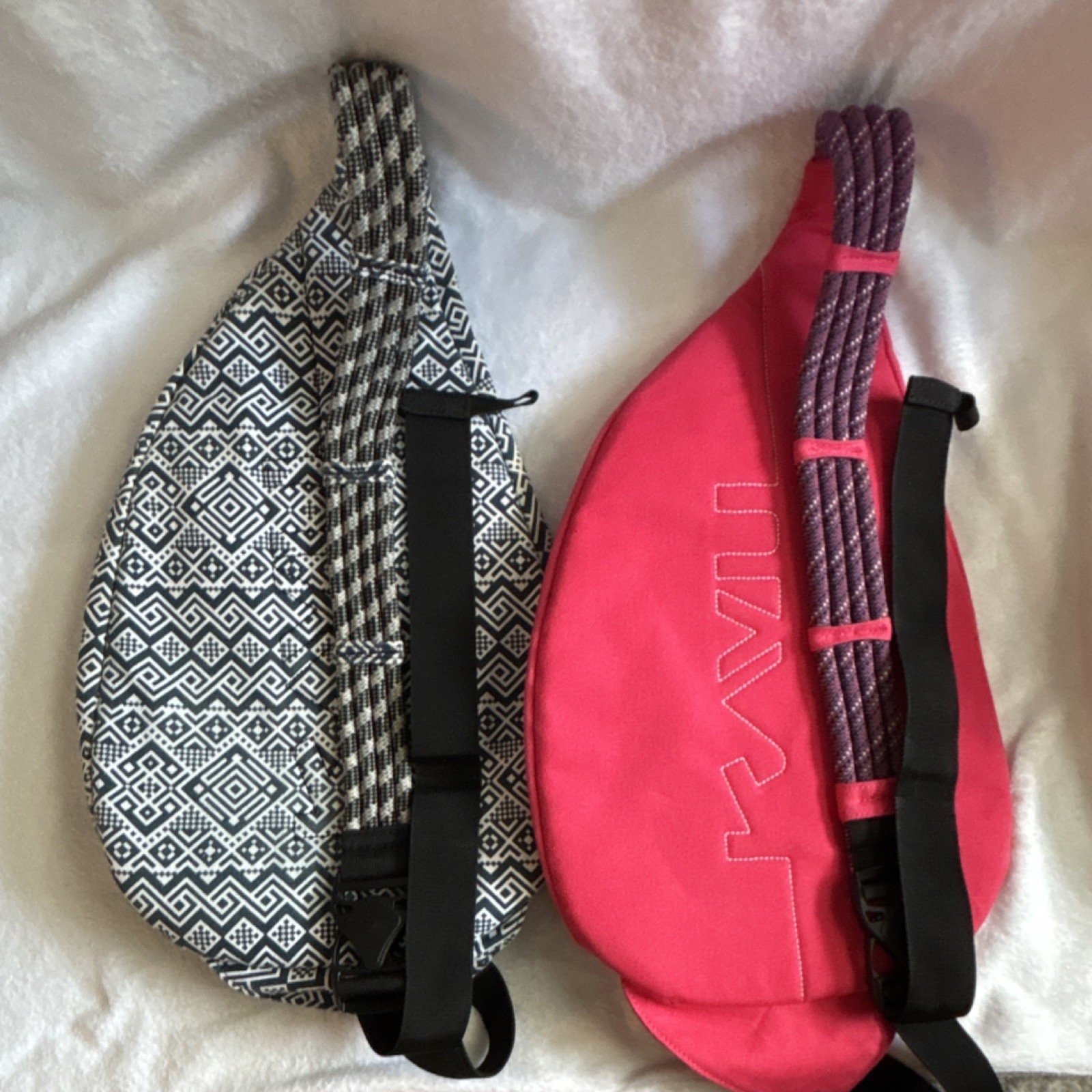 KAVU Lot of 2 Sling Bag Crossbody Adjustable Strap Zipper Geometric Multi