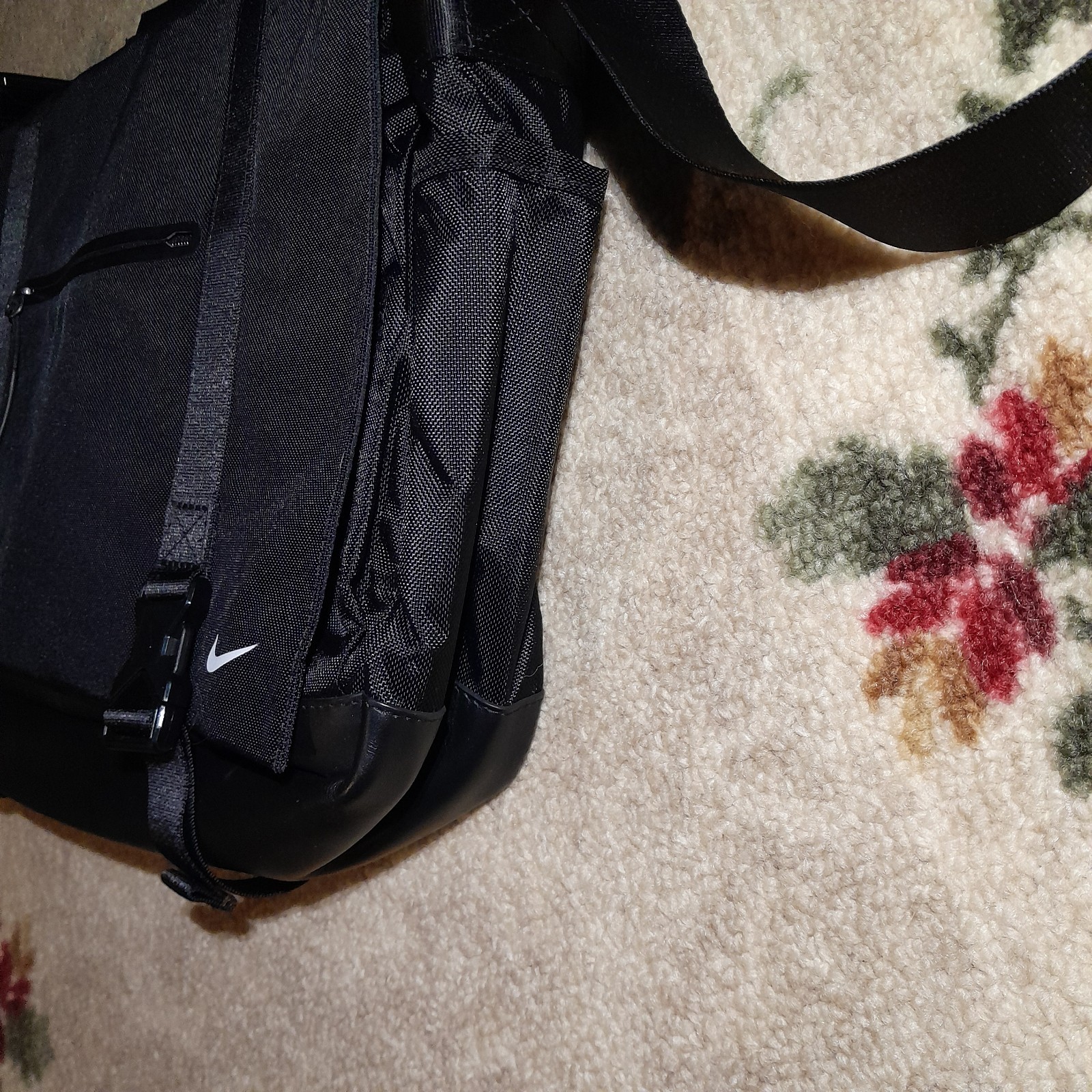 Nike X sportswear Eugene premium Black Messenger Bag With Strap READ DESCRIPTION