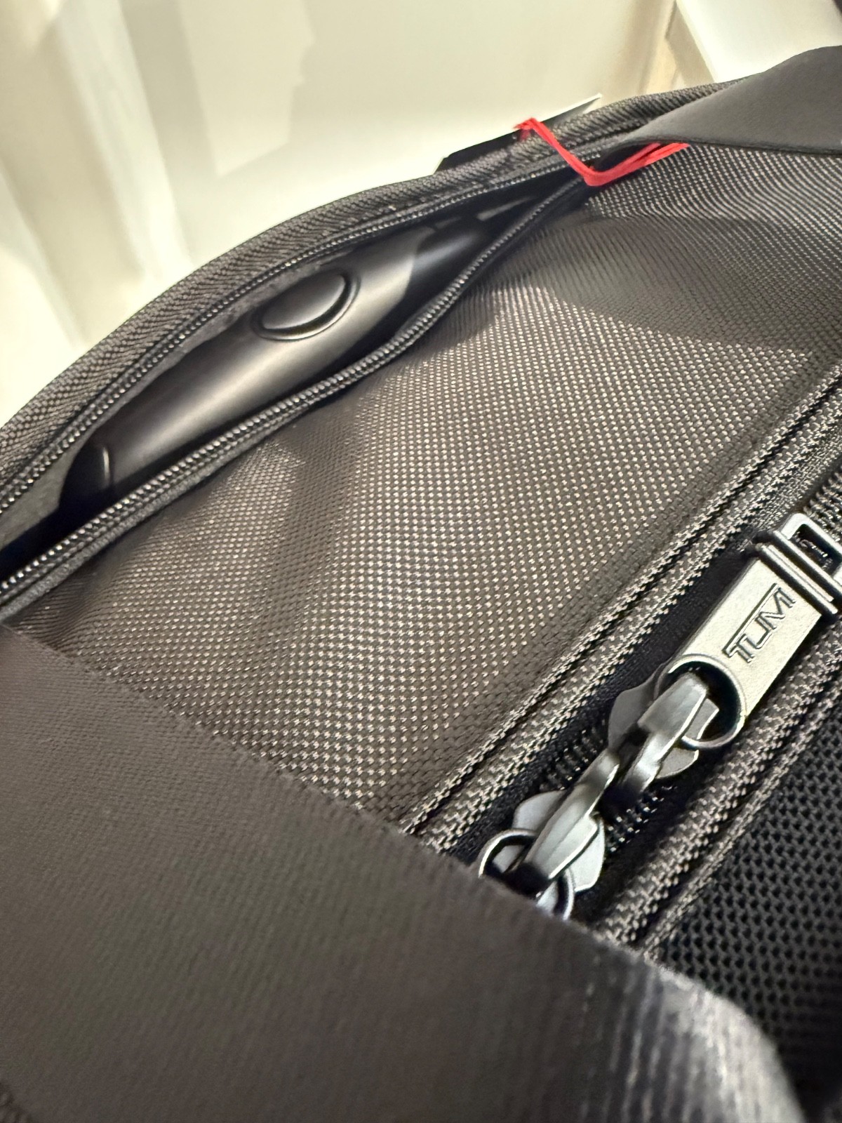 NEW – Tumi GEN 4.3 – 18.0” Ballistic Nylon FRAMED SOFT Duffel Bag – BLACK