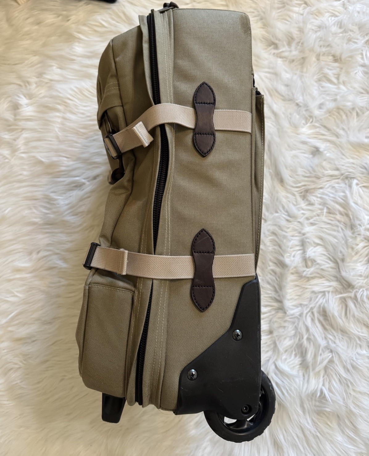 Filson x Ducks Unlimited Dryden Rolling Carry On Bag Luggage One Size Dry Grass
