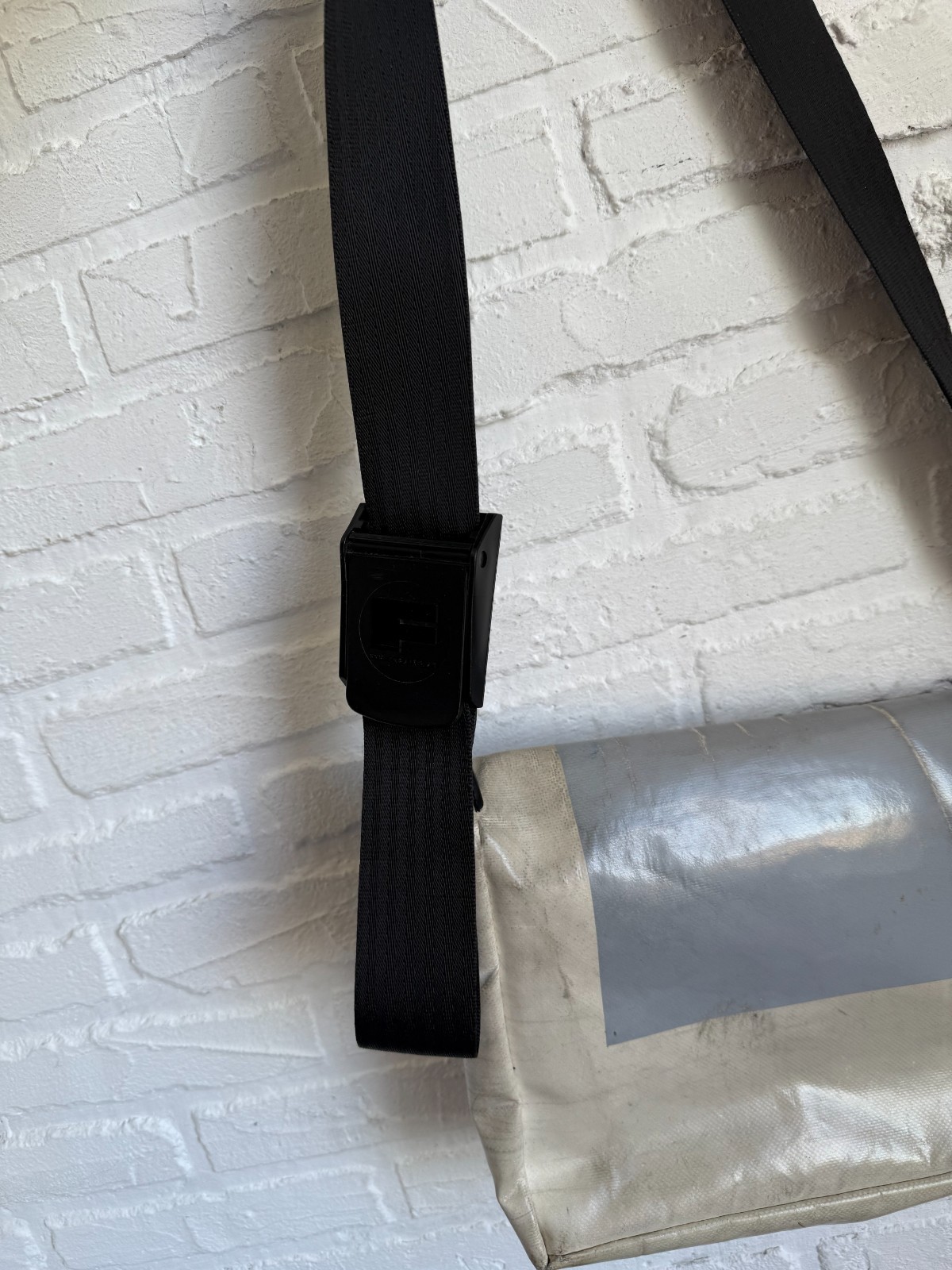 Freitag f41 beige gray messanger bag