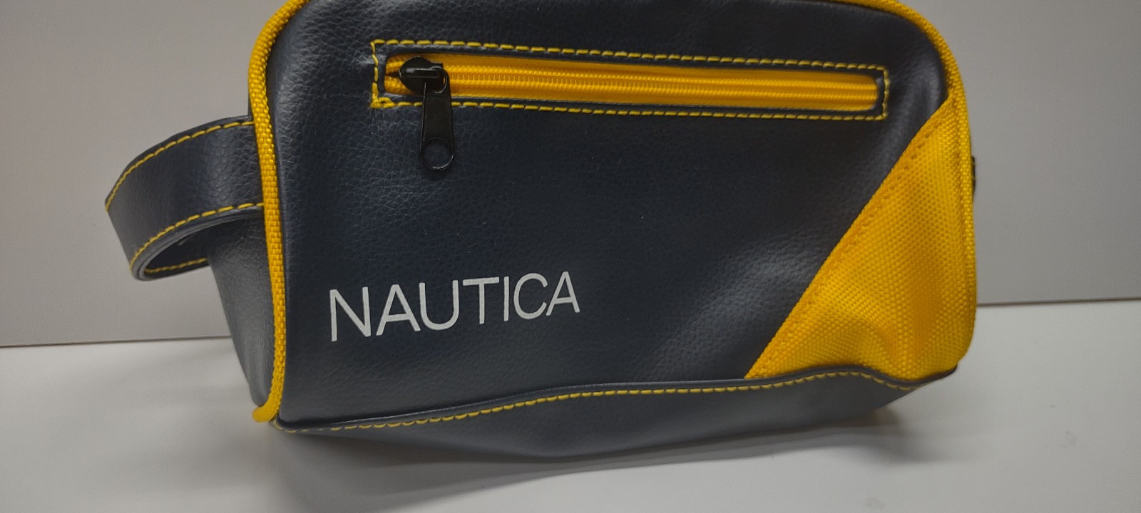 Nautica Toiletries Bag Shaving Makeup Grey Blue Yellow Great Condition!
