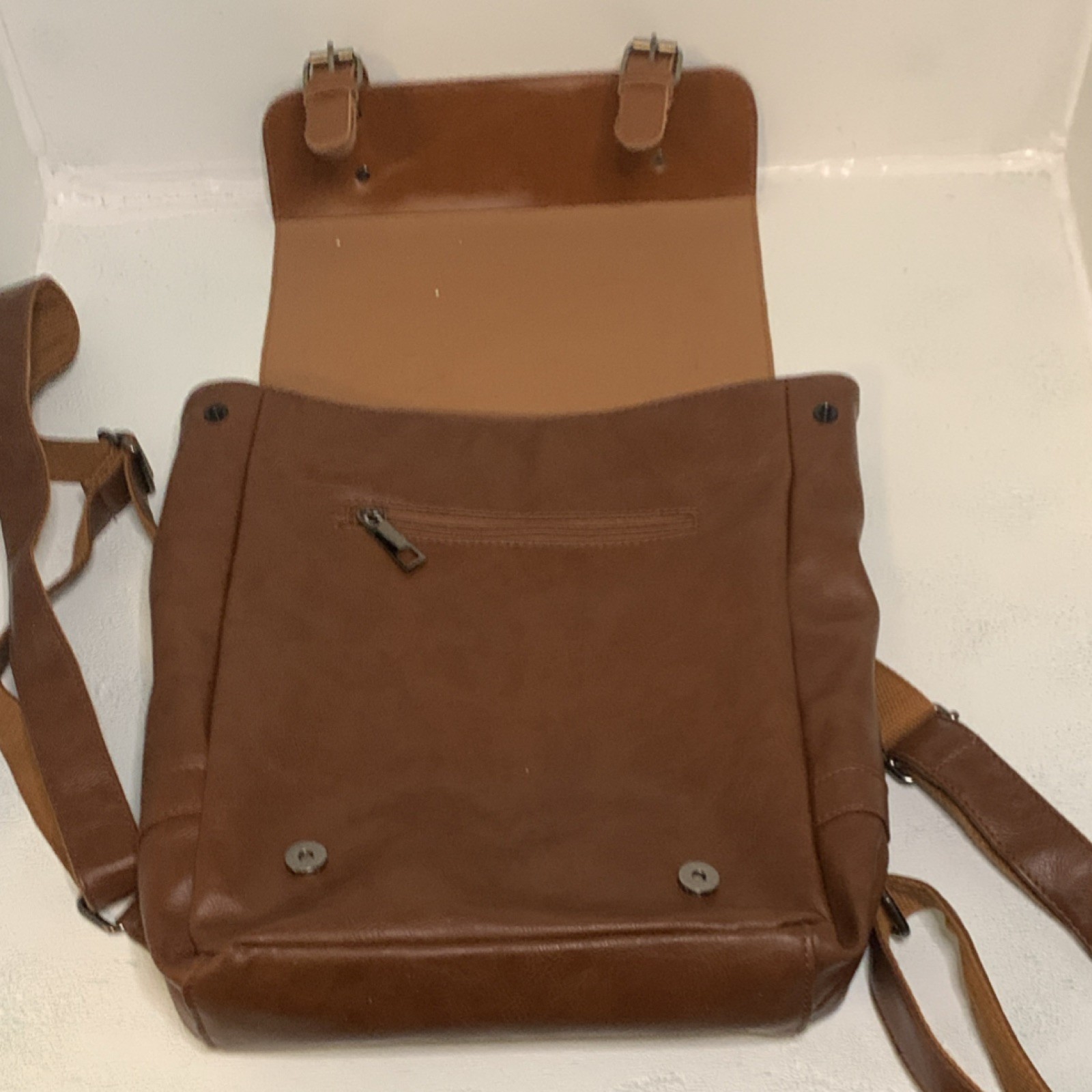 LXY Brown Men’s Backpack Buckle Flap Magnetic Snap Zip Pockets Adjustable