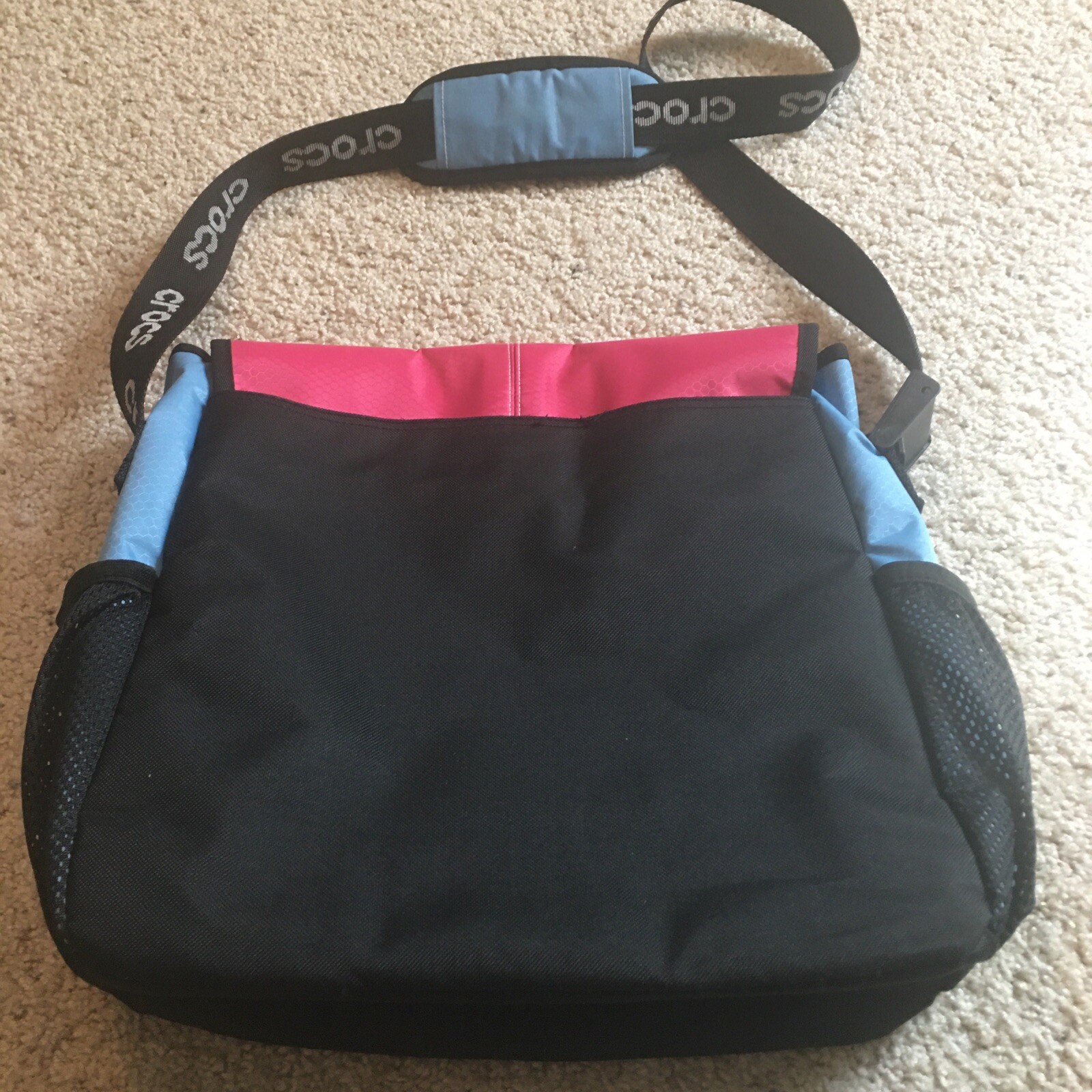 Laptop Shoulder Bag By CROCS Messenger Plain Design EUC