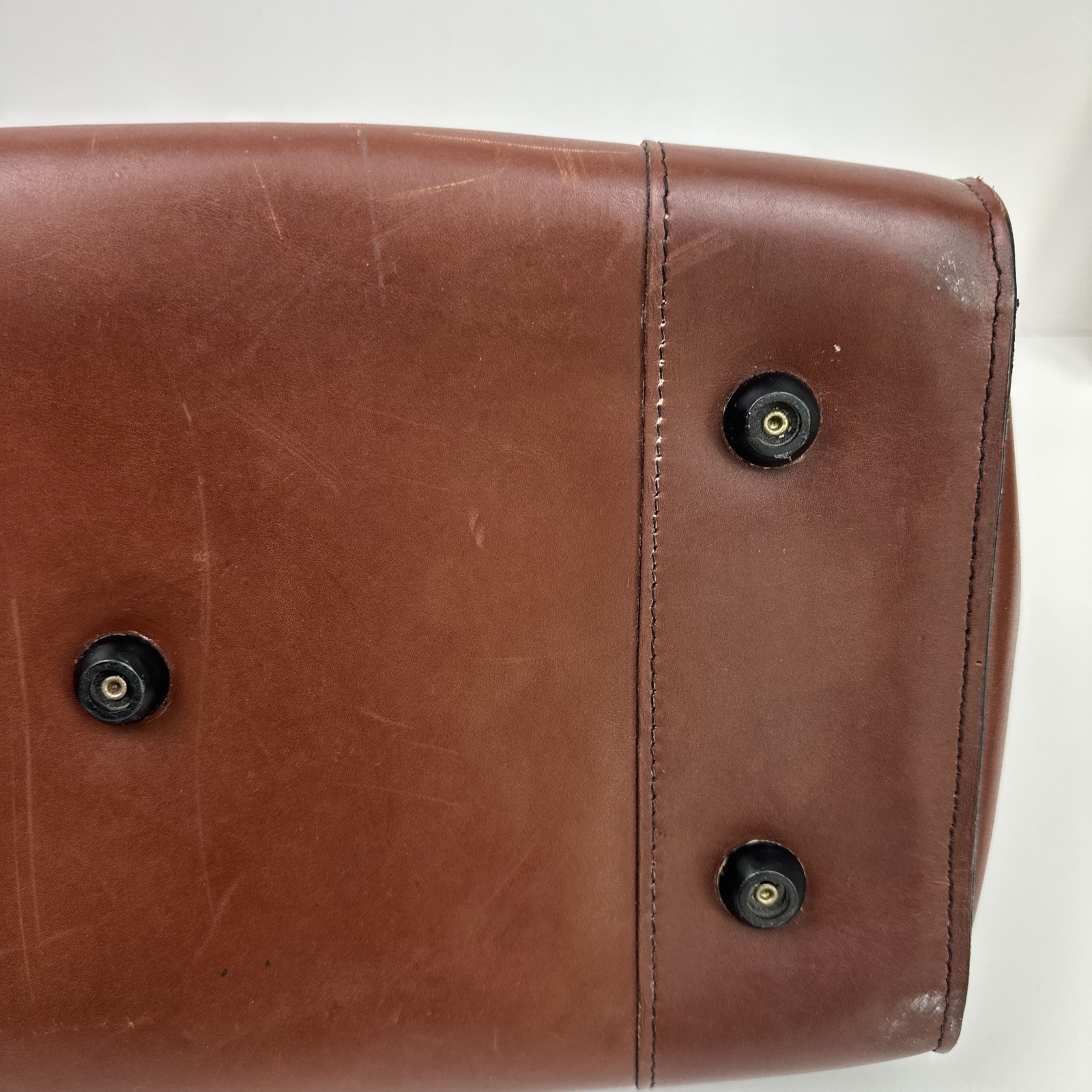 Vintage Schlesinger Cowhide Leather Physician Doctor Toiletry Bag ￼