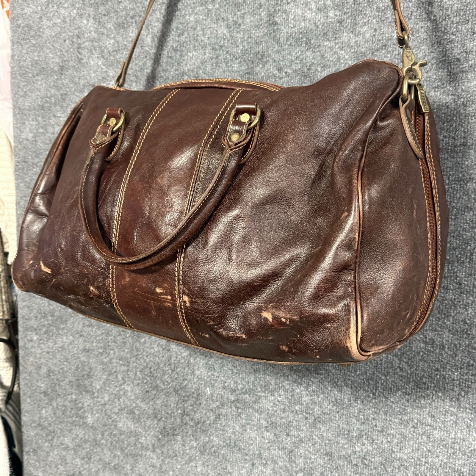 Floto Italian Full Grain Calf Skin Brown Leather Duffle Bag VTG Large WELL WORN