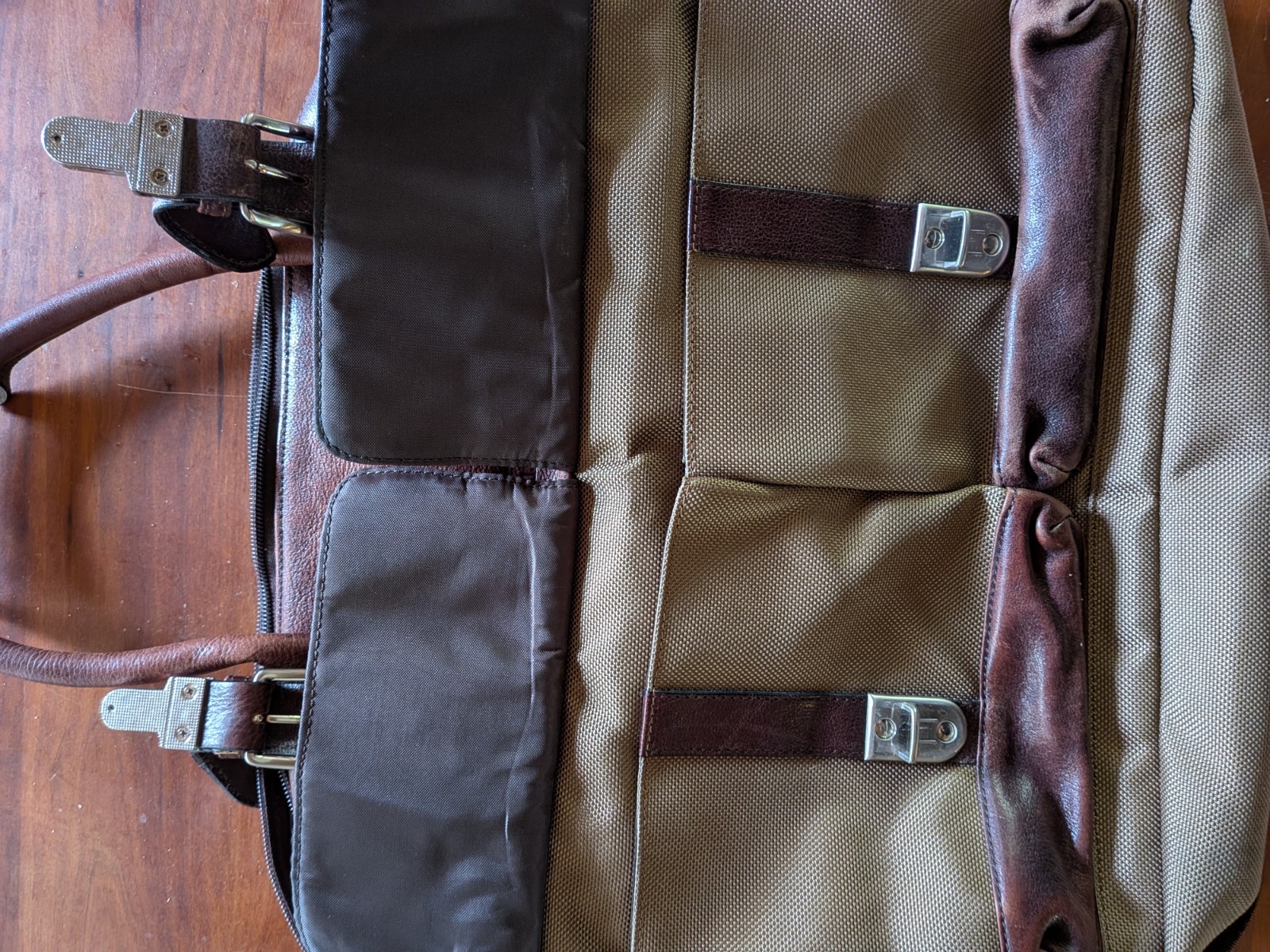 POLO RALPH LAUREN Tan & Brown Leather Messenger Bag Crossbody Shoulder Bag