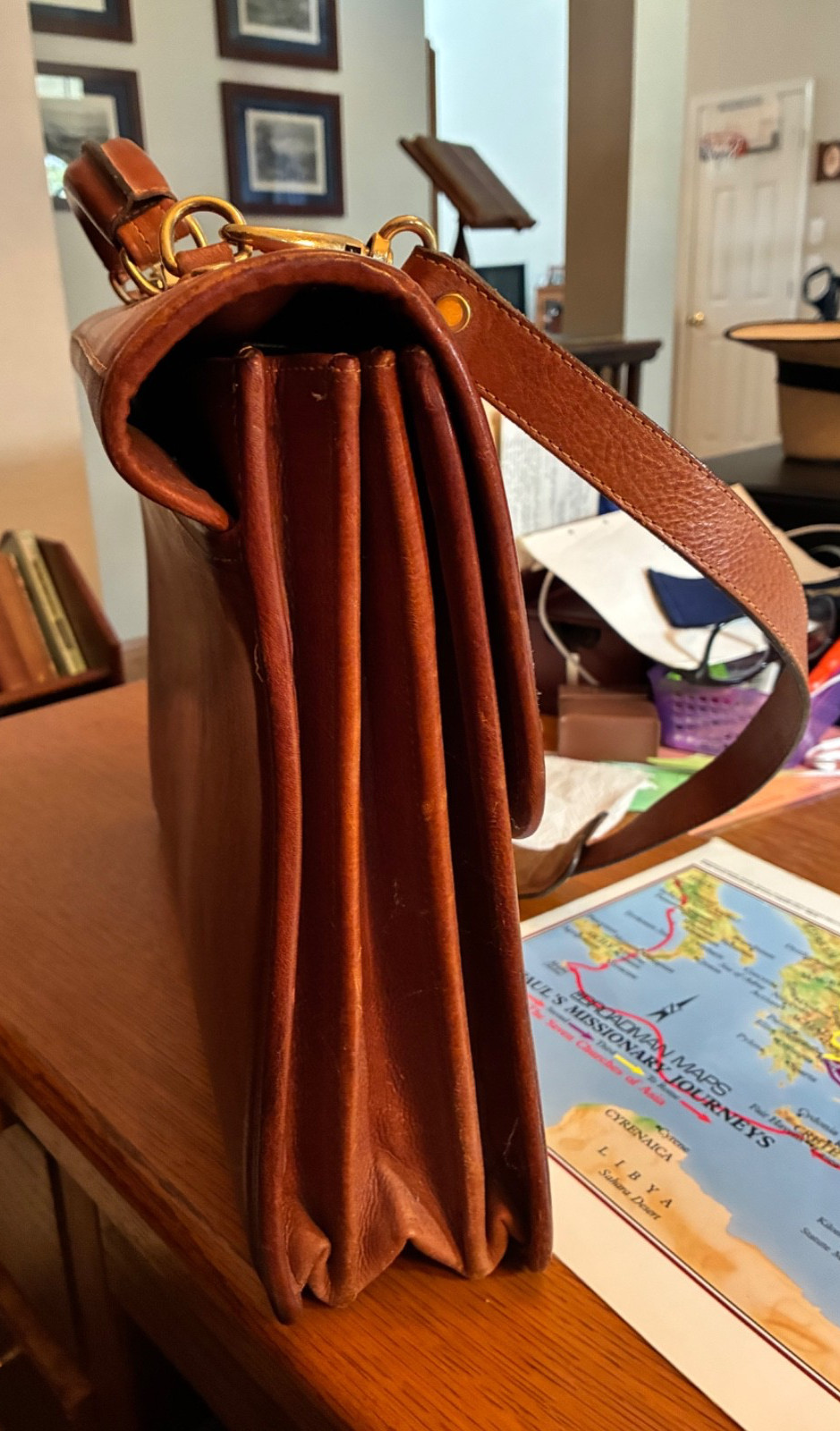 BOSCA 13″ x 16″ Leather Vintage Briefcase Satchel Attache Cognac Straps
