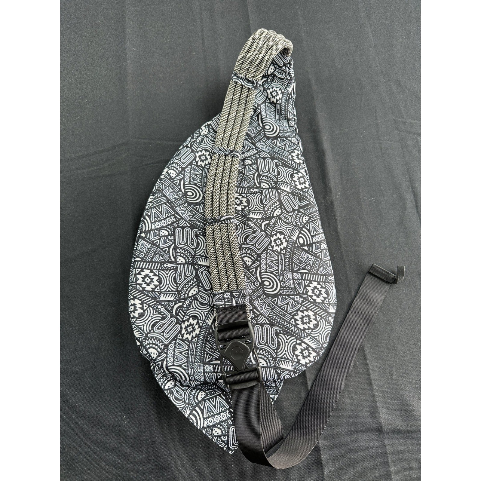 Kavu Rope Bag Sling Backpack Tribal Print Black White with Matching Pouch Set