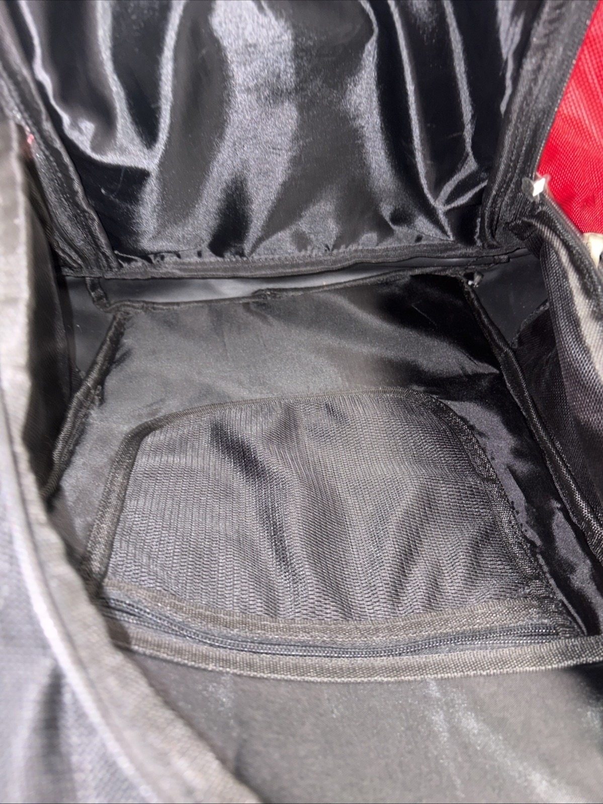 Oakley Icon Backpack 00s Y2K Vintage Used Red And Black does Have 2 Broken Clips