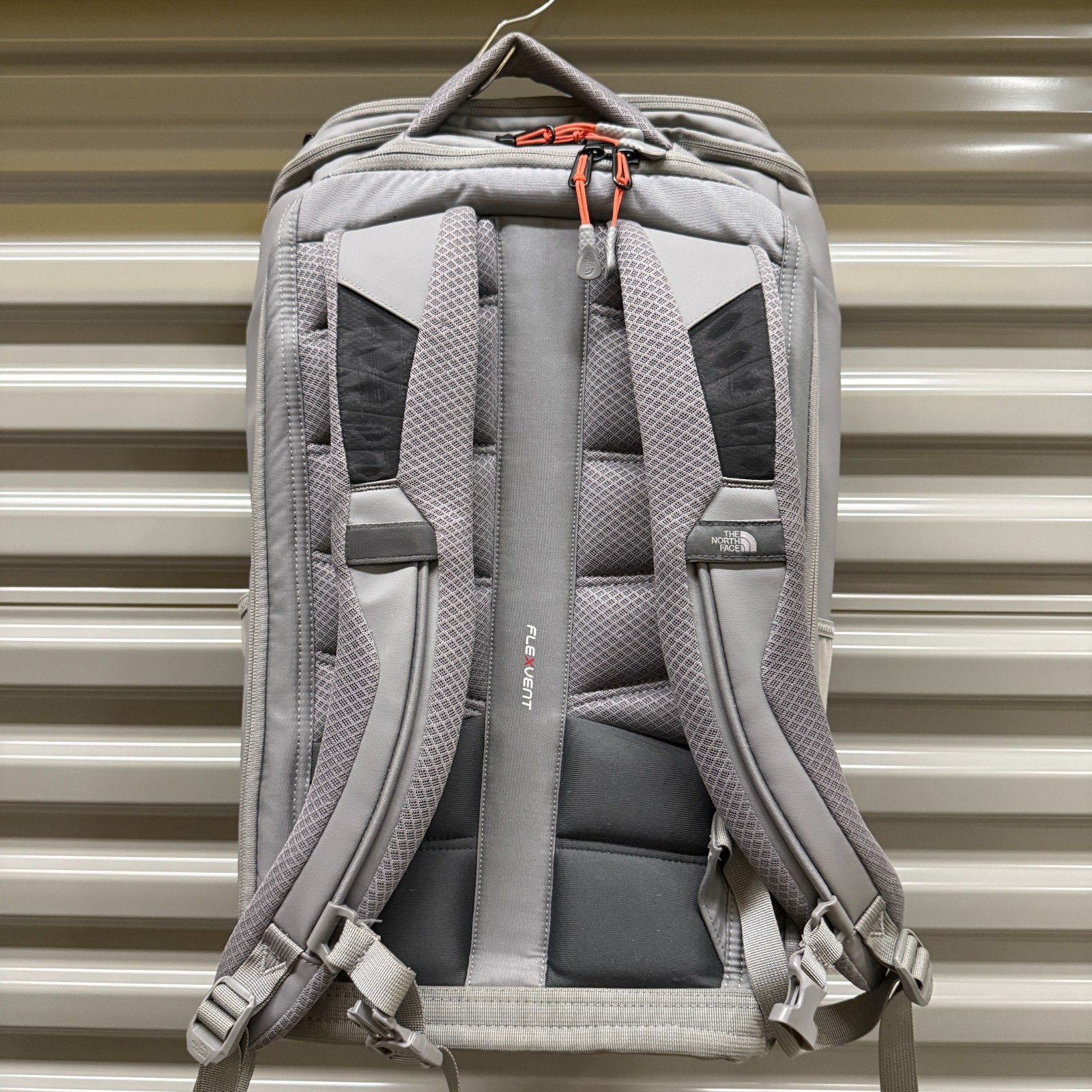 North Face Kaban Transit Backpack Gray 25L Laptop Travel Bag Padded FlexVent