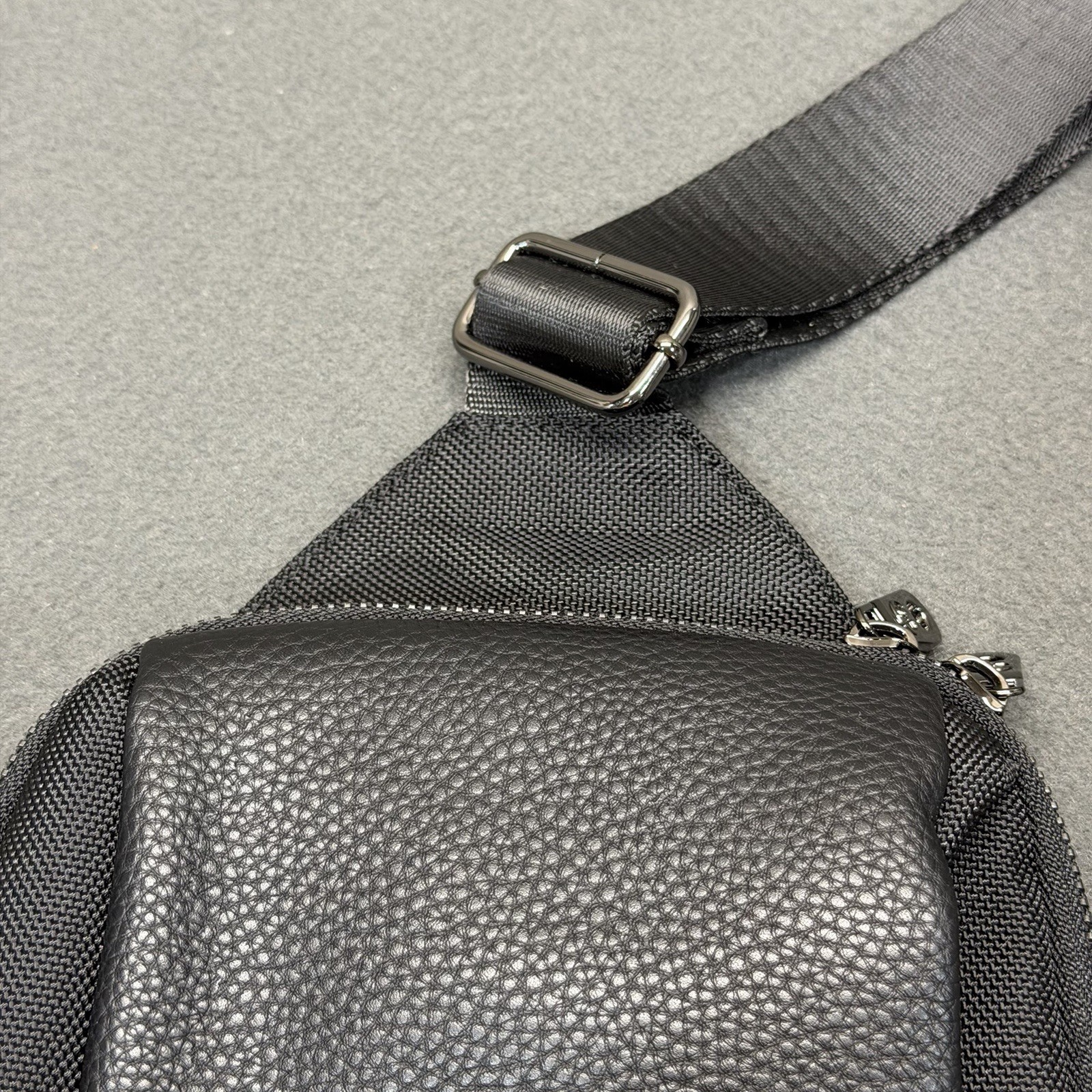 Robert Graham Mixed Media Sling Bag / Crossbody – Black Pebble Small Bag